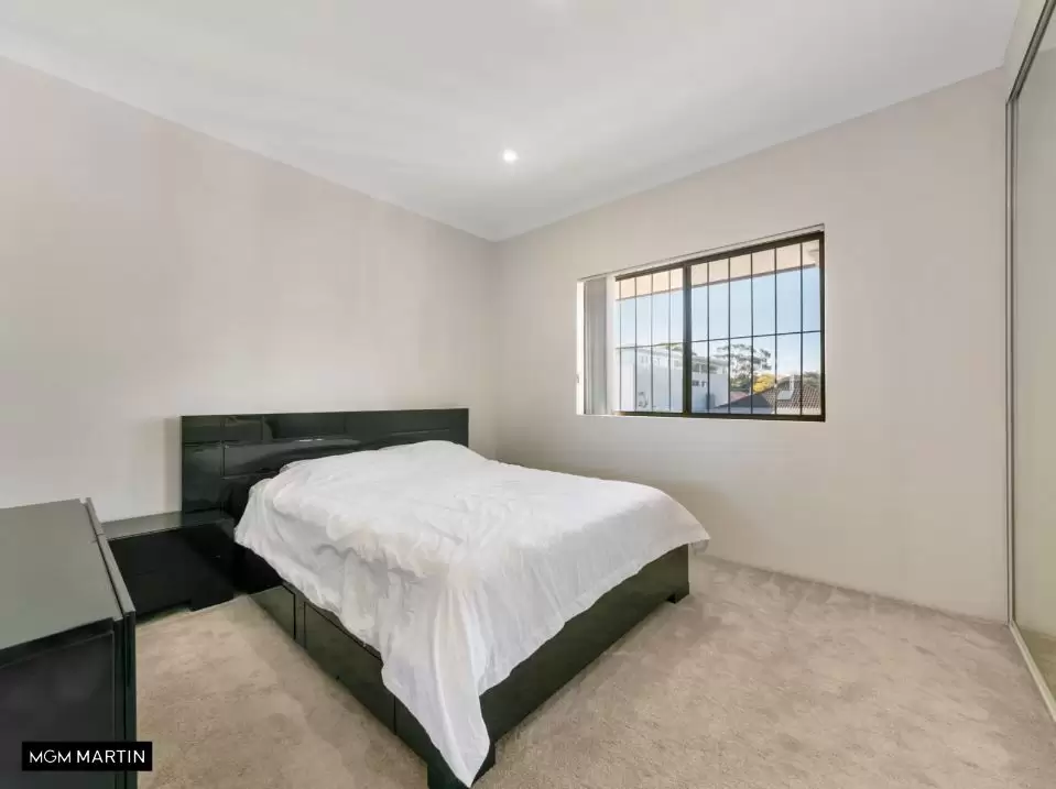 25 George Street, Eastlakes For Lease by MGM Martin - image 1