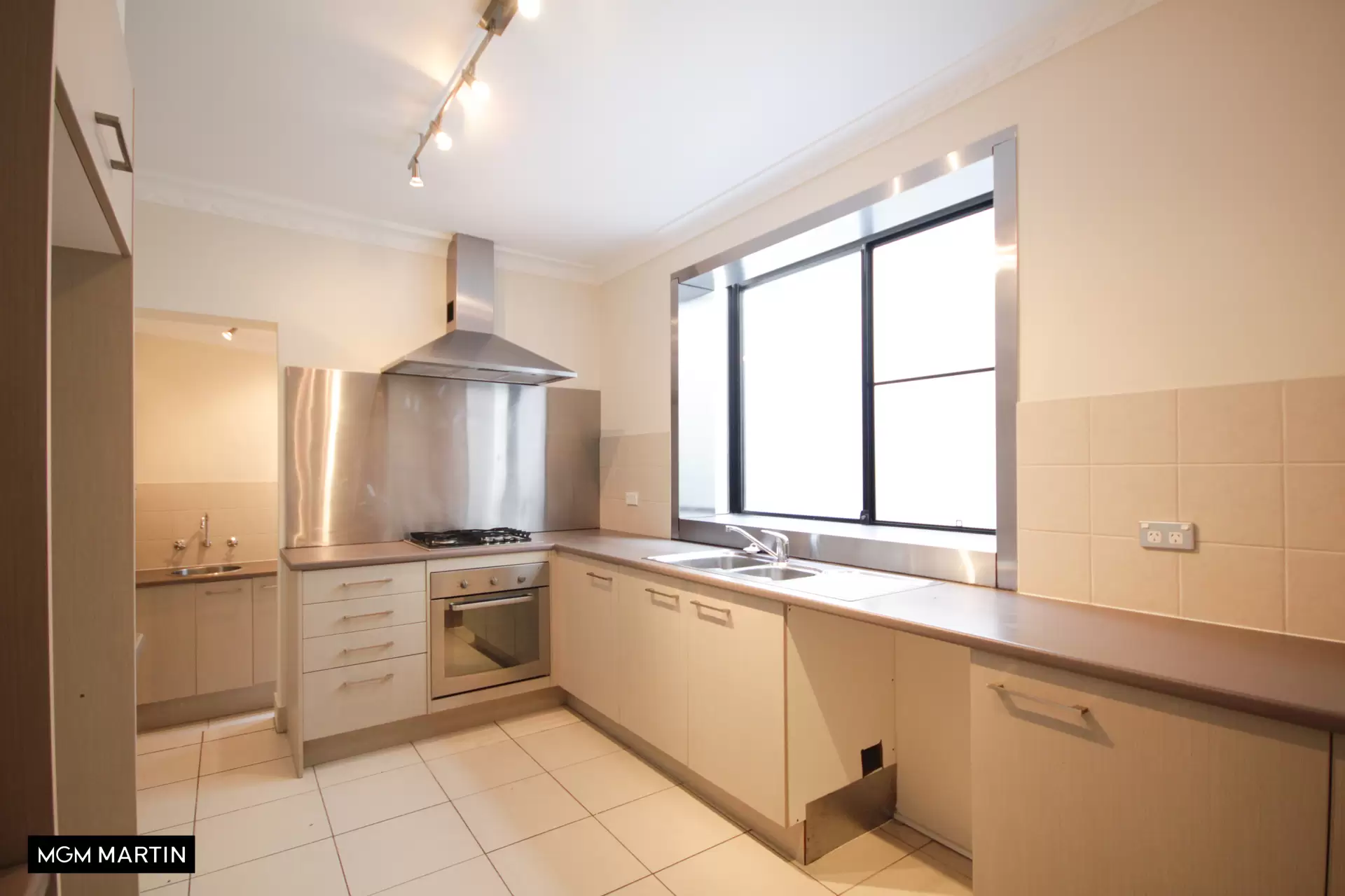 39 Portman Street, Zetland For Lease by MGM Martin - image 1