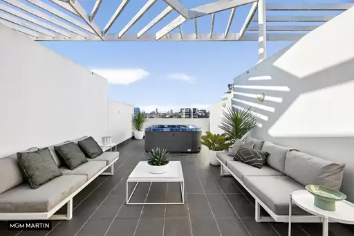 811/15 Joynton Avenue, Zetland For Sale by MGM Martin