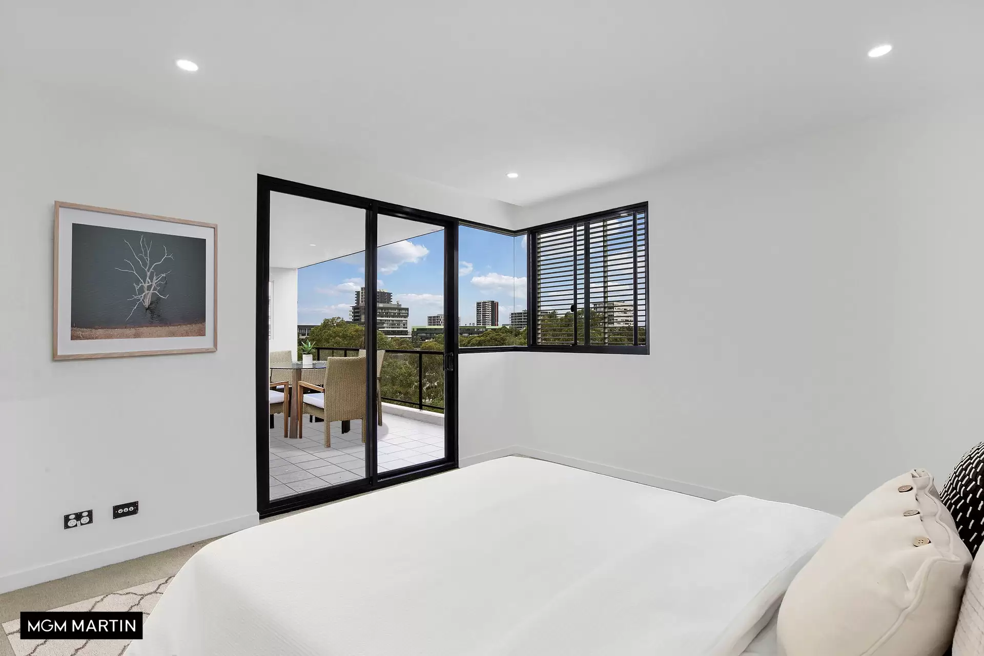 2701/98 Joynton Avenue, Zetland Leased by MGM Martin - image 1