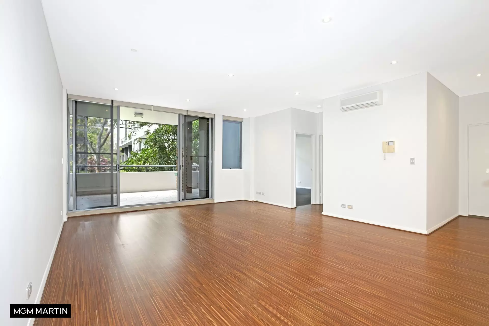 280/635 Gardeners Road, Mascot Sold by MGM Martin - image 1