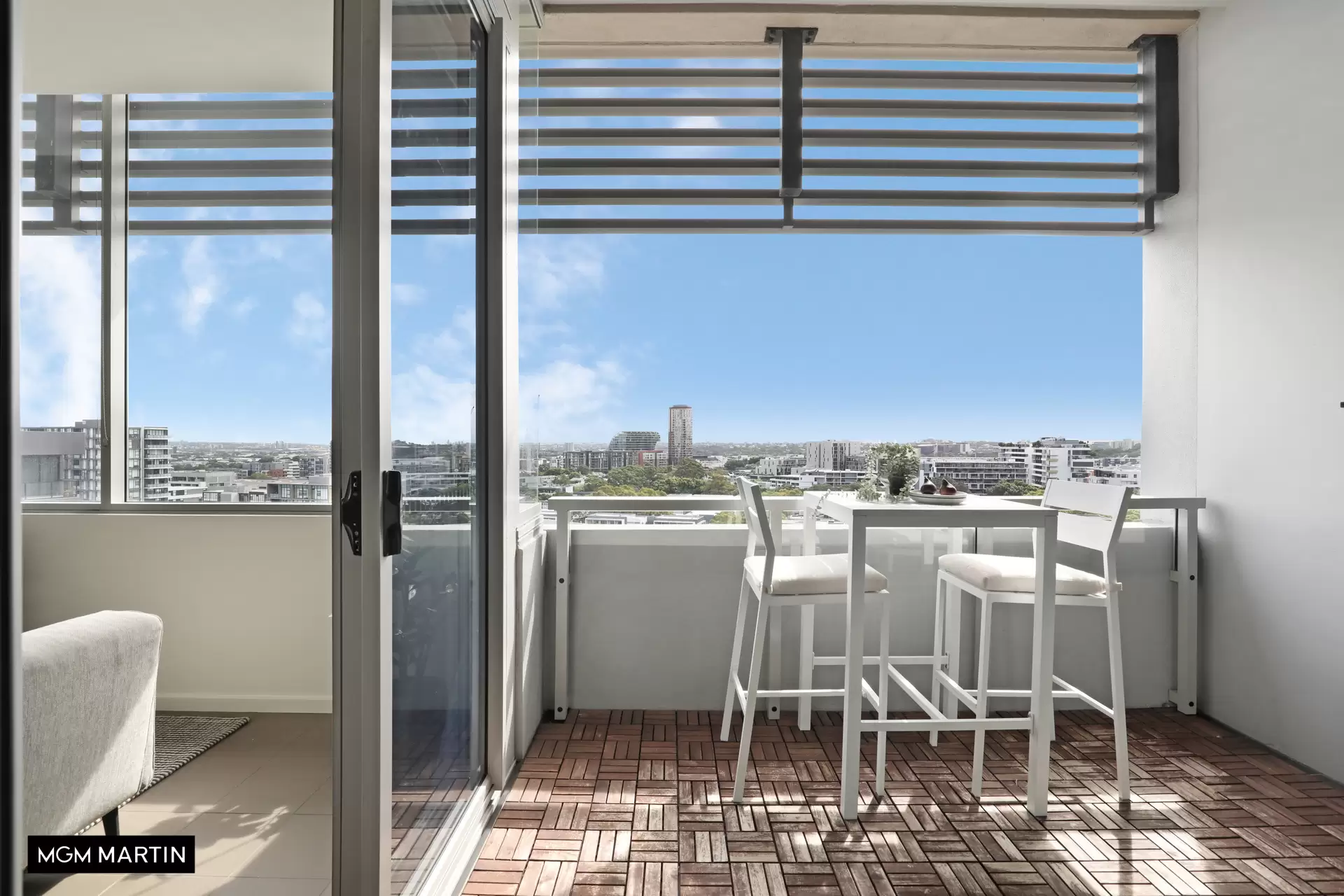 86/6A Defries Avenue, Zetland Sold by MGM Martin - image 1