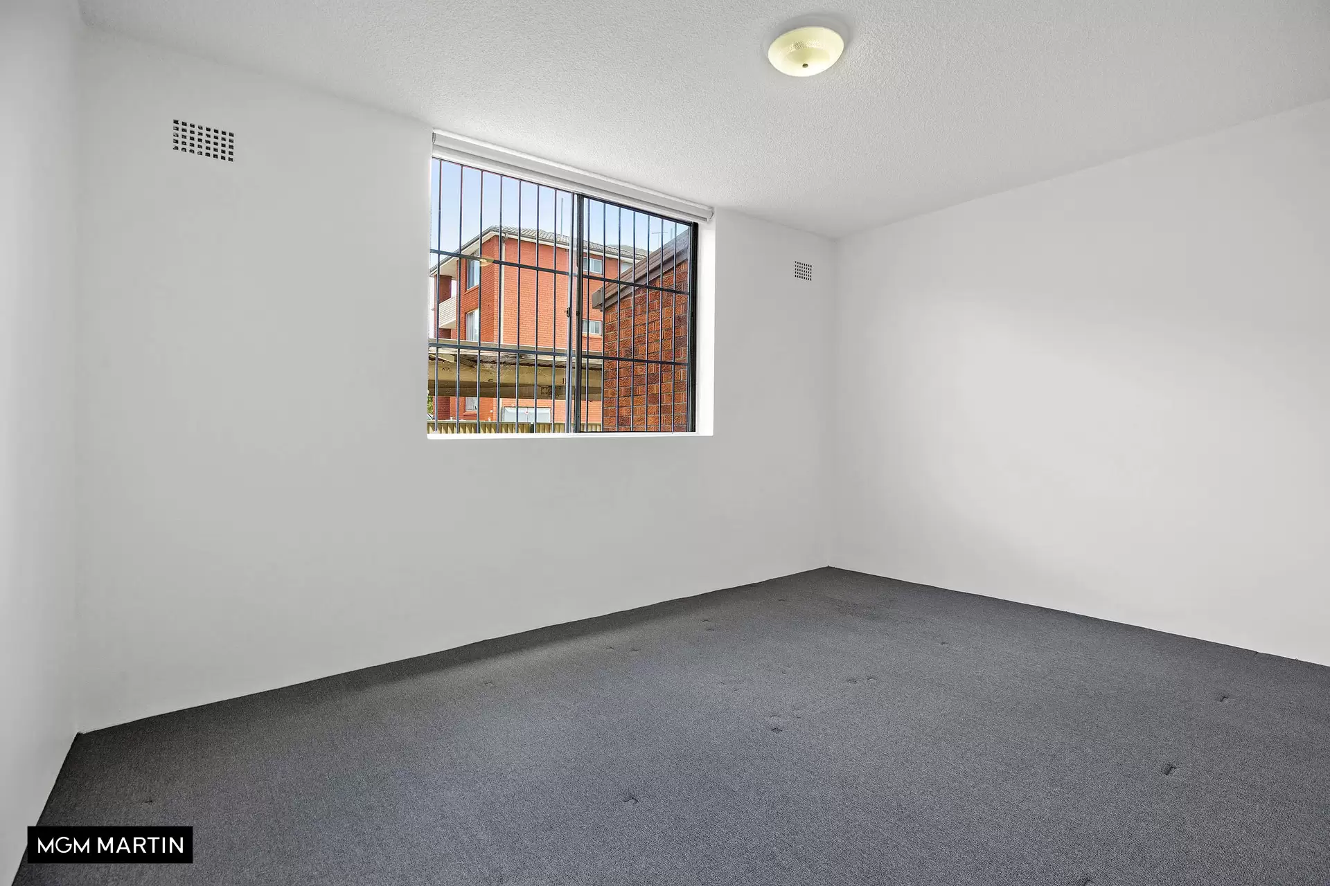 3/18 Barber Avenue, Eastlakes For Lease by MGM Martin - image 1