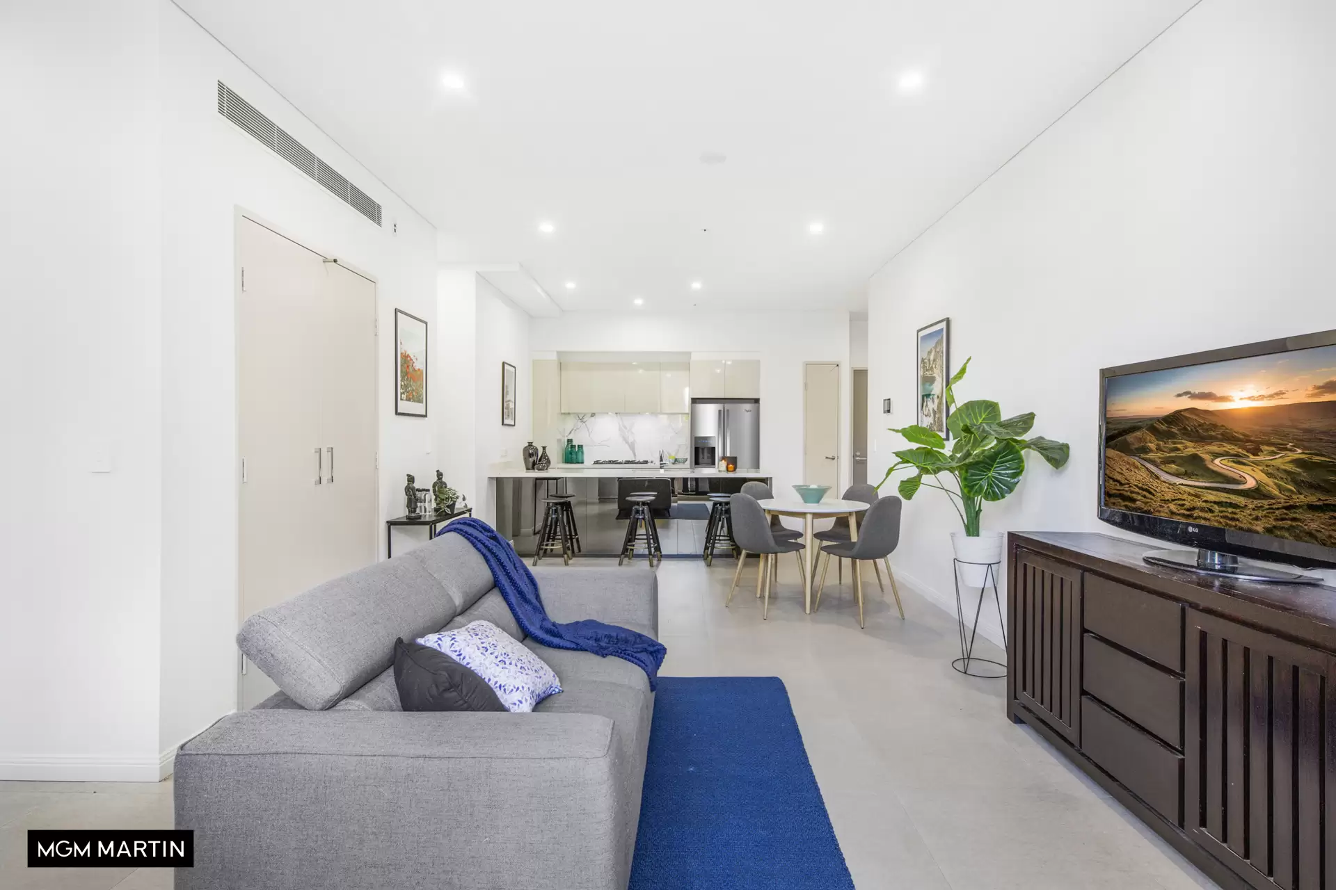 104/6 Bourke Street, Mascot Sold by MGM Martin - image 1