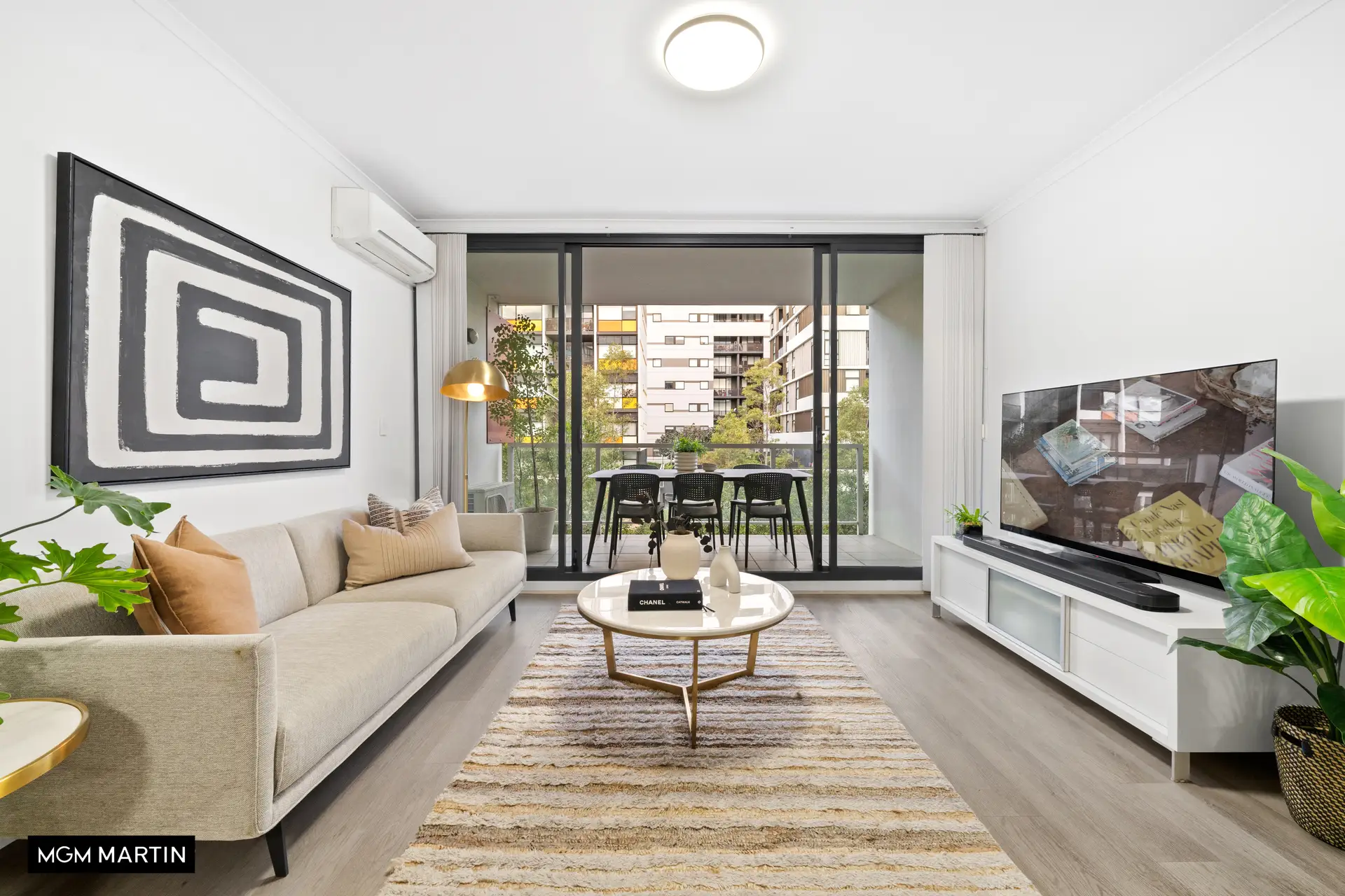 11/7 Victoria Park Parade, Zetland Sold by MGM Martin - image 1