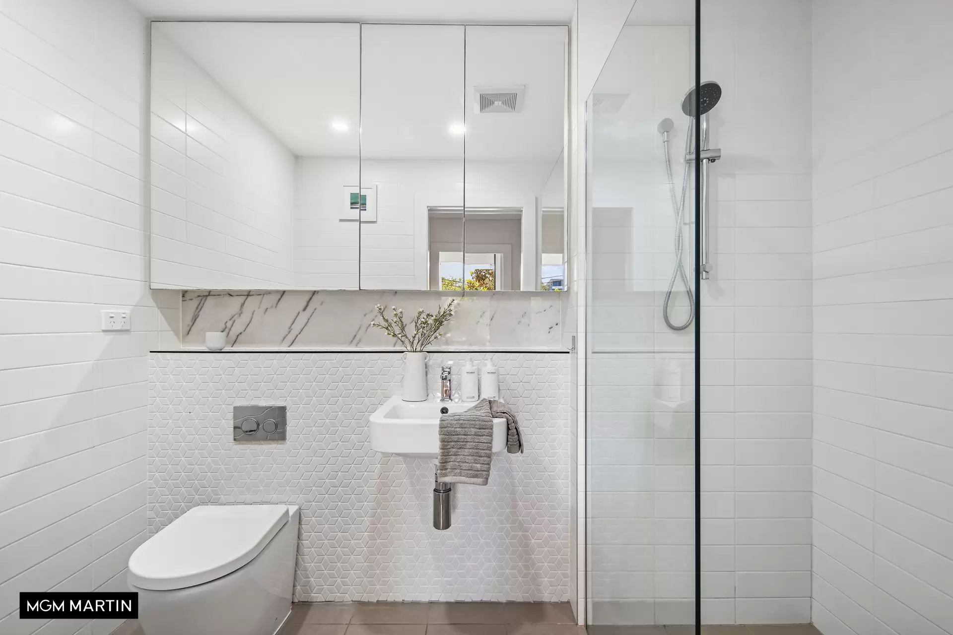 116/97 Dalmeny Avenue, Rosebery Sold by MGM Martin - image 1