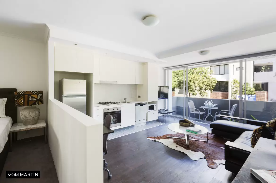 20/4 Grandstand Parade, Zetland For Lease by MGM Martin - image 1