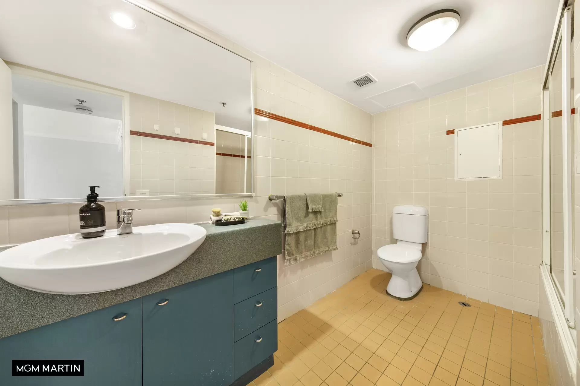 2605/148  Elizabeth Street, Sydney Sold by MGM Martin - image 1