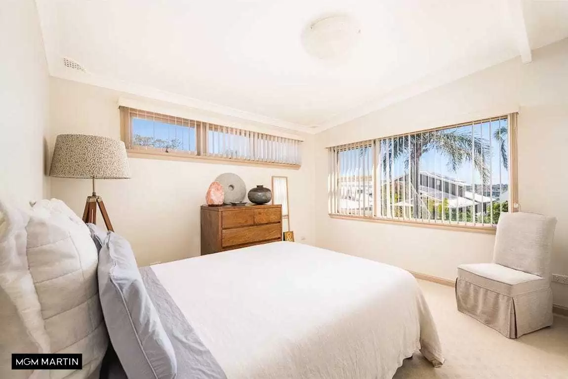 59 Old Taren Point Road, Taren Point Sold by MGM Martin - image 1