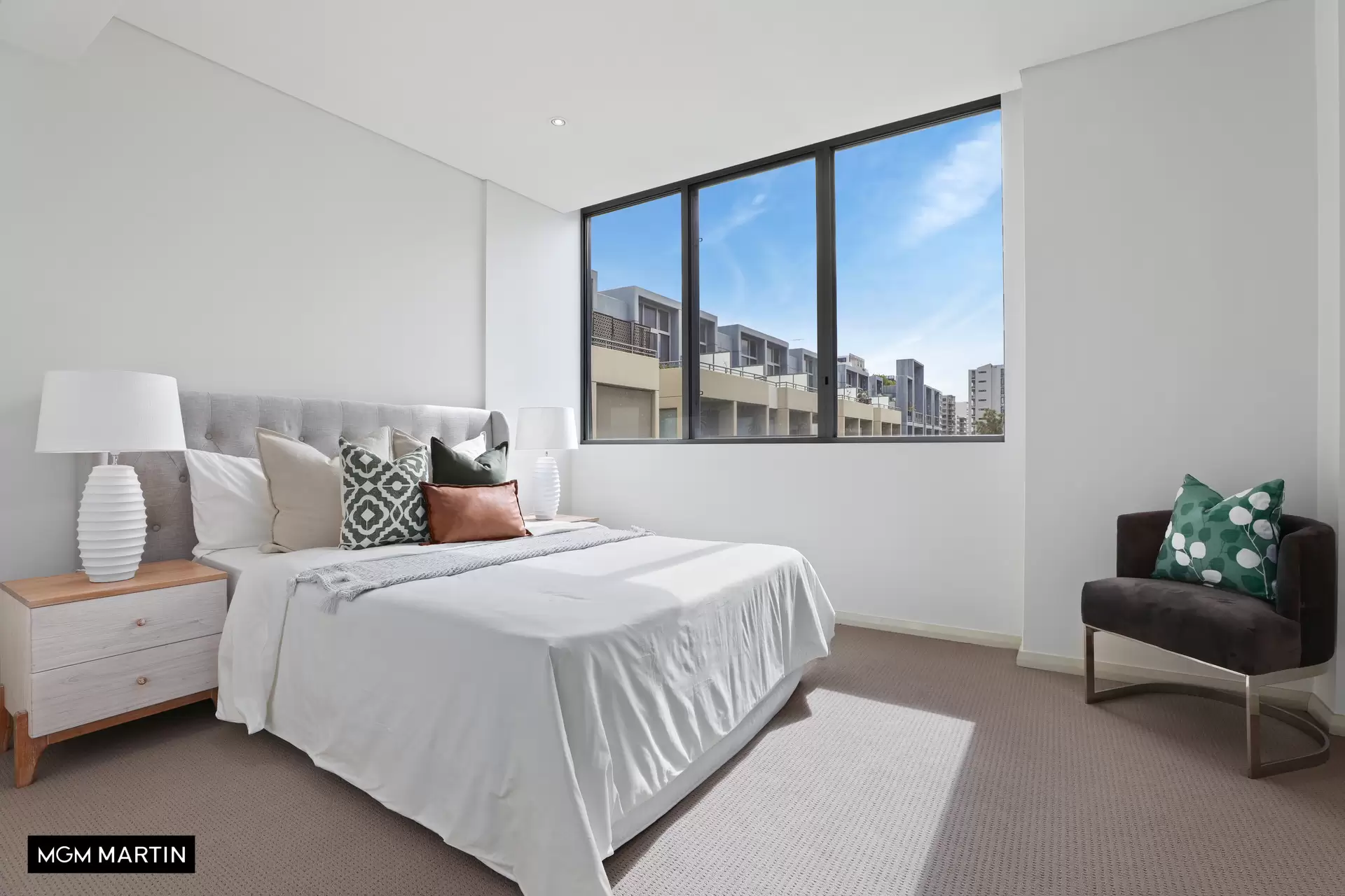 165/635 Gardeners Road, Mascot Sold by MGM Martin - image 1