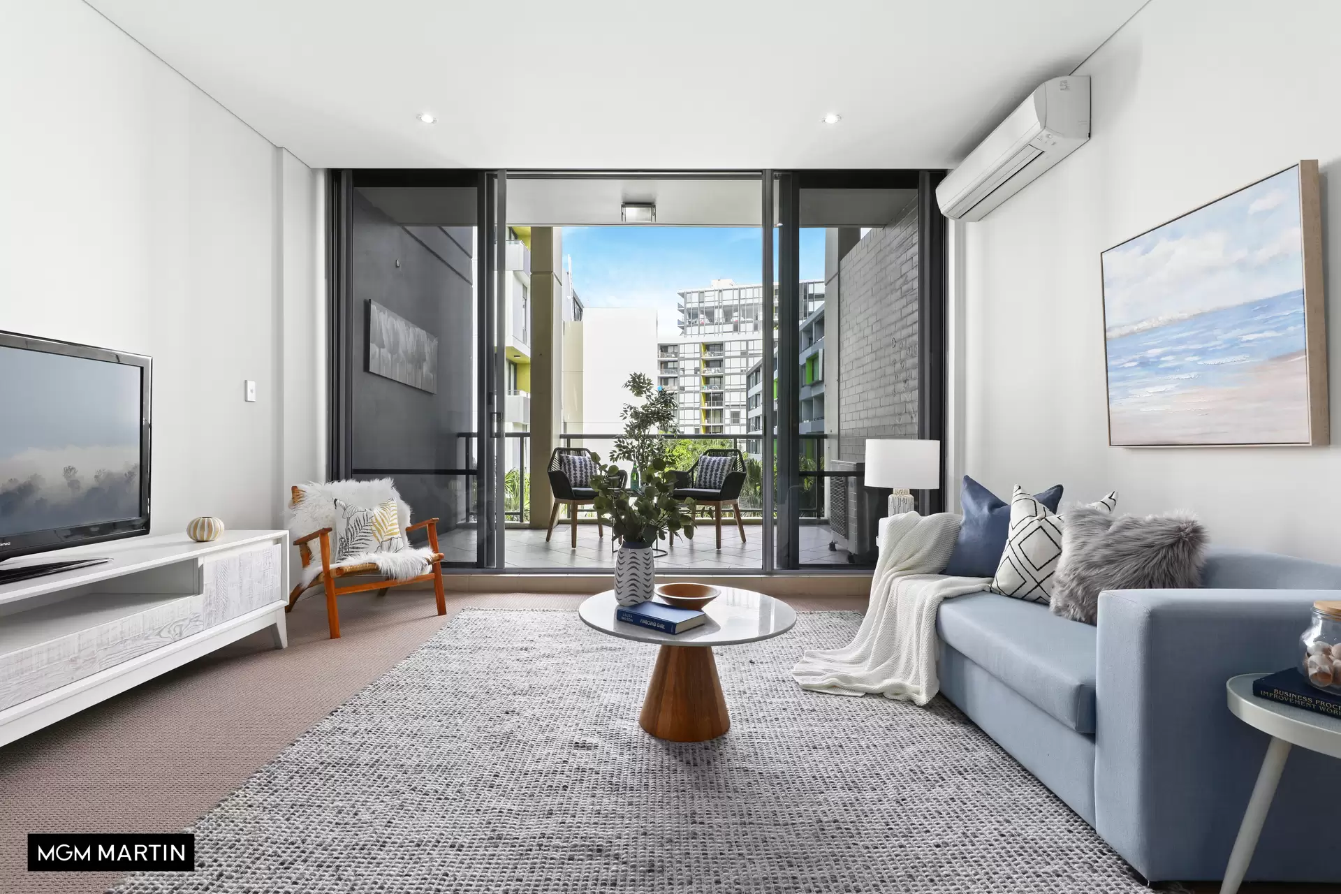165/635 Gardeners Road, Mascot Sold by MGM Martin - image 1