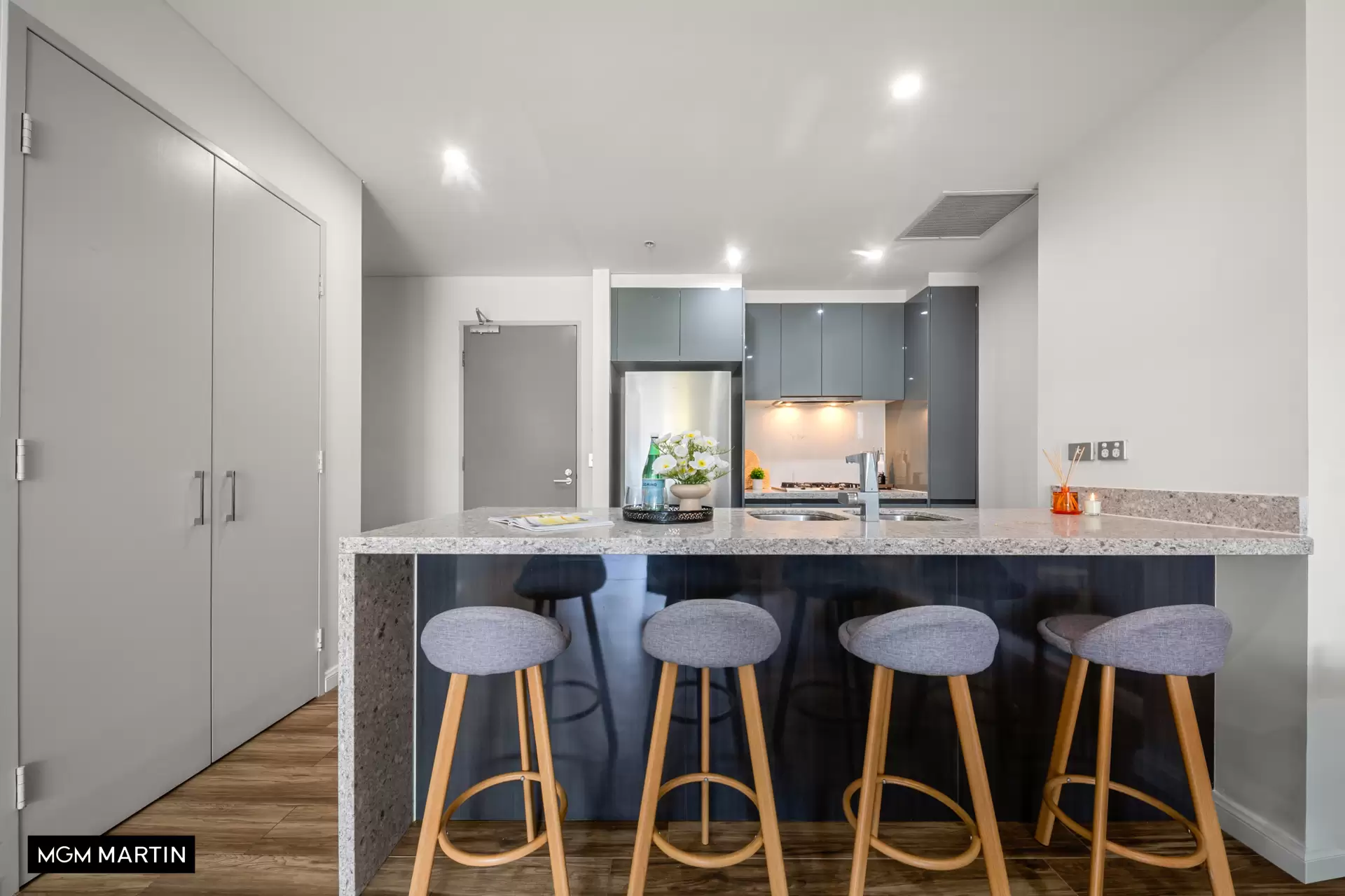 350/63 Church Avenue, Mascot Sold by MGM Martin - image 1