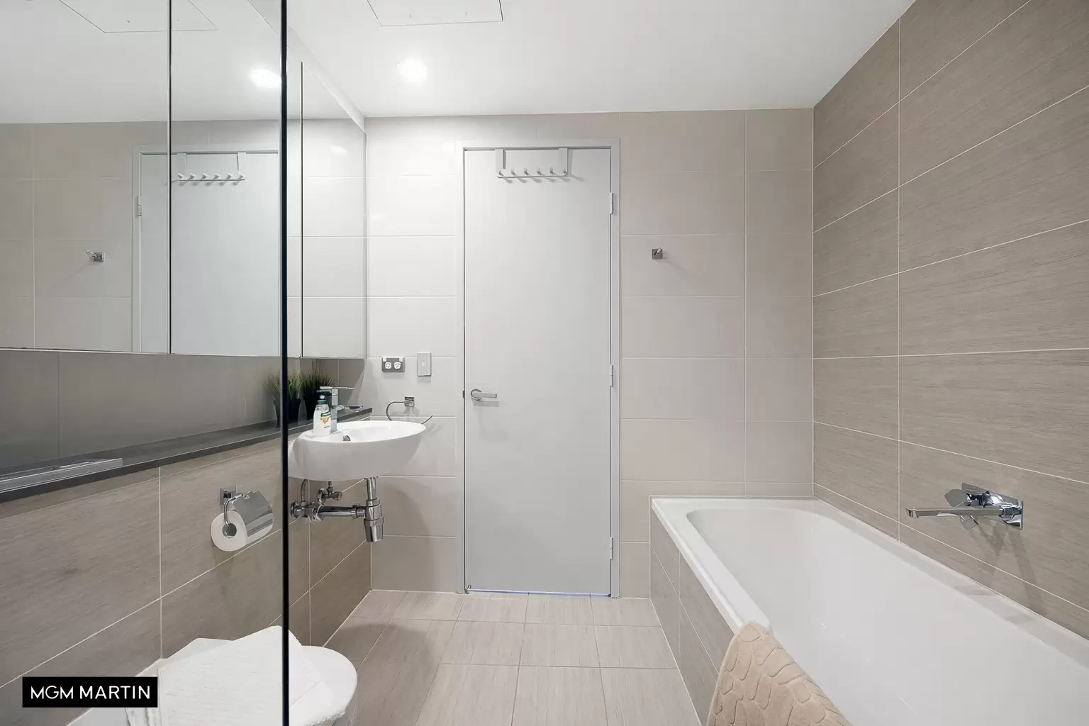 1104/20 Gadigal Avenue, Zetland Leased by MGM Martin - image 1