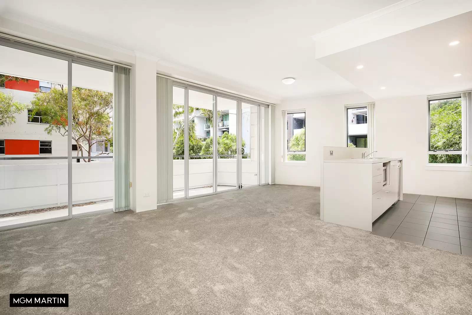 22/13 Grandstand Parade, Zetland For Lease by MGM Martin - image 1