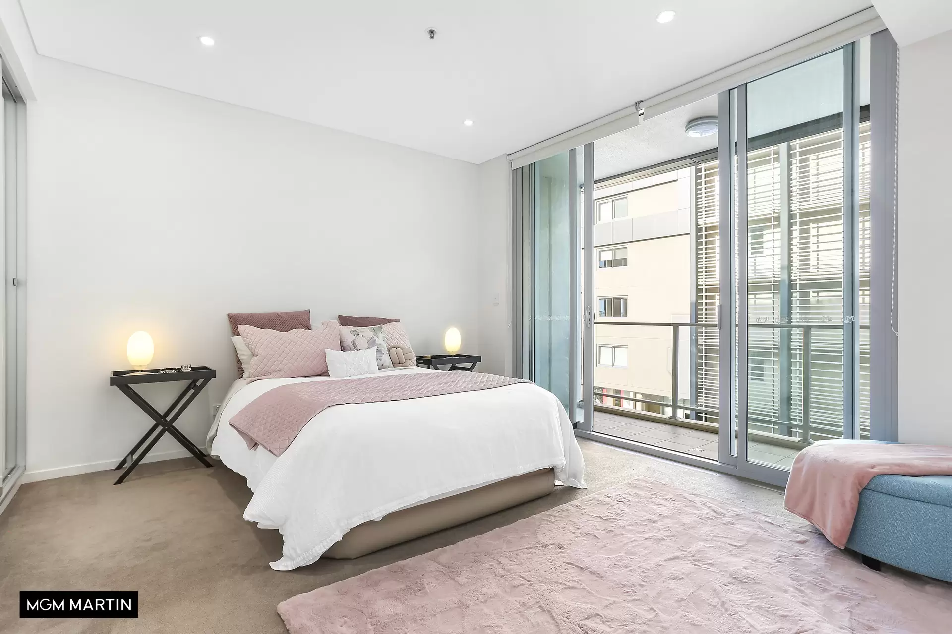 512A/8 Bourke Street, Mascot Sold by MGM Martin - image 1