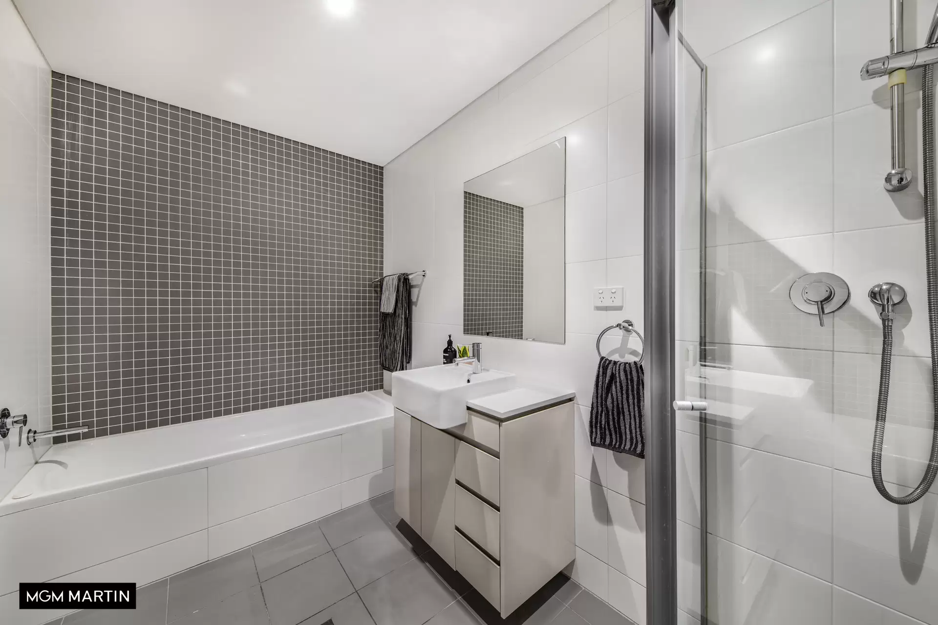 605C/8 Bourke Street, Mascot Sold by MGM Martin - image 1