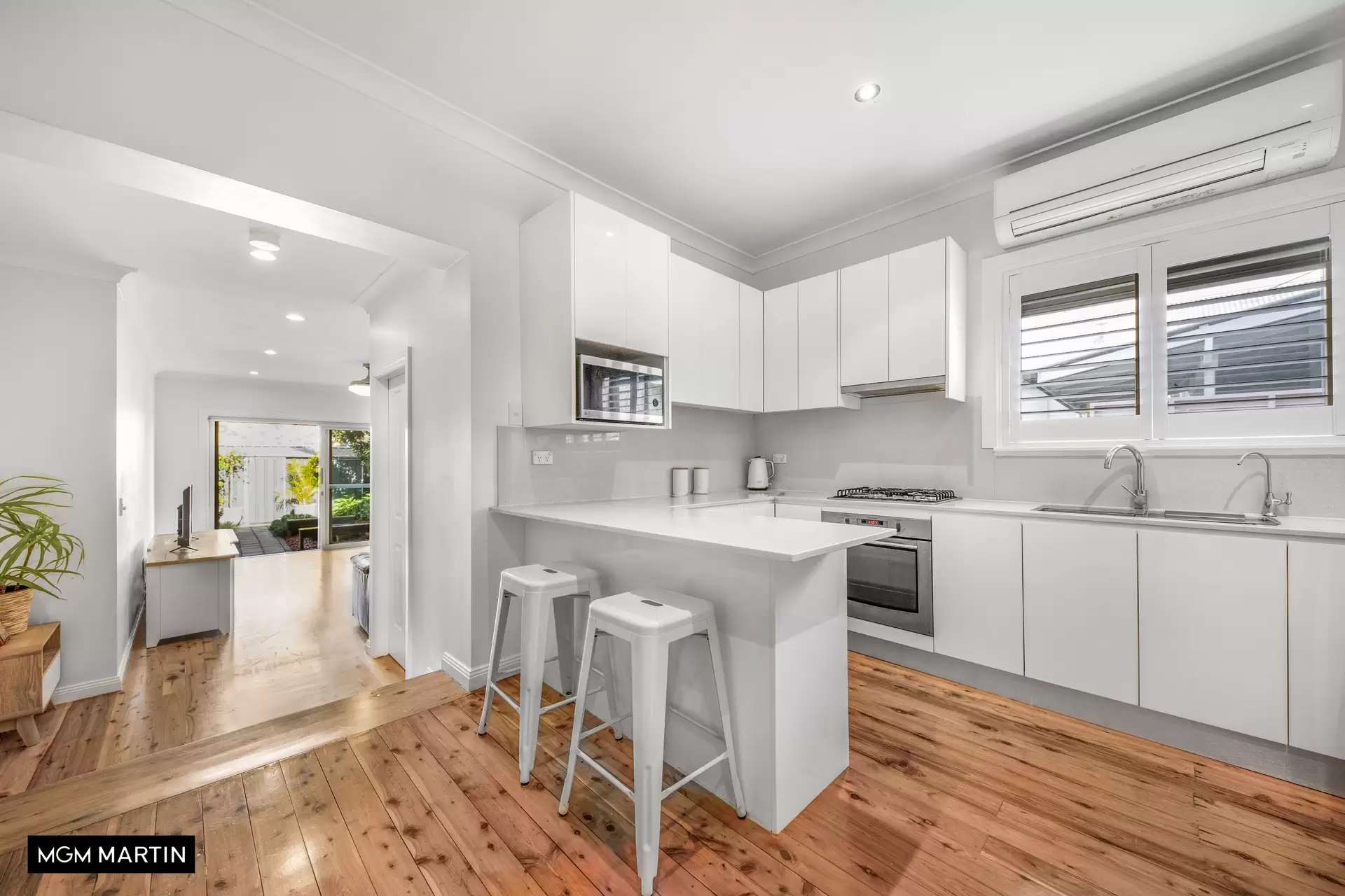 74A King Street, Eastlakes Sold by MGM Martin - image 1
