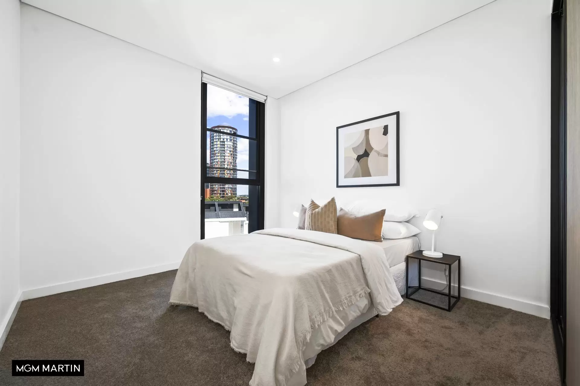 2415/6 Kingsborough Way, Zetland For Lease by MGM Martin - image 1