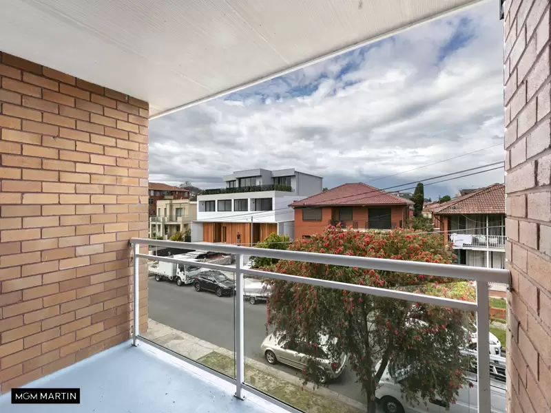 12/21 Mascot Drive, Eastlakes Leased by MGM Martin - image 1