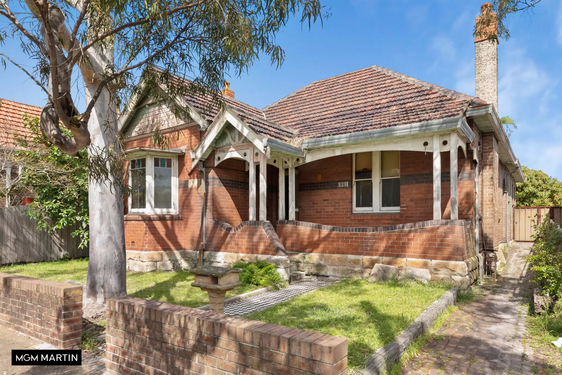 121 Coward Street, Mascot Sold by MGM Martin - image 1