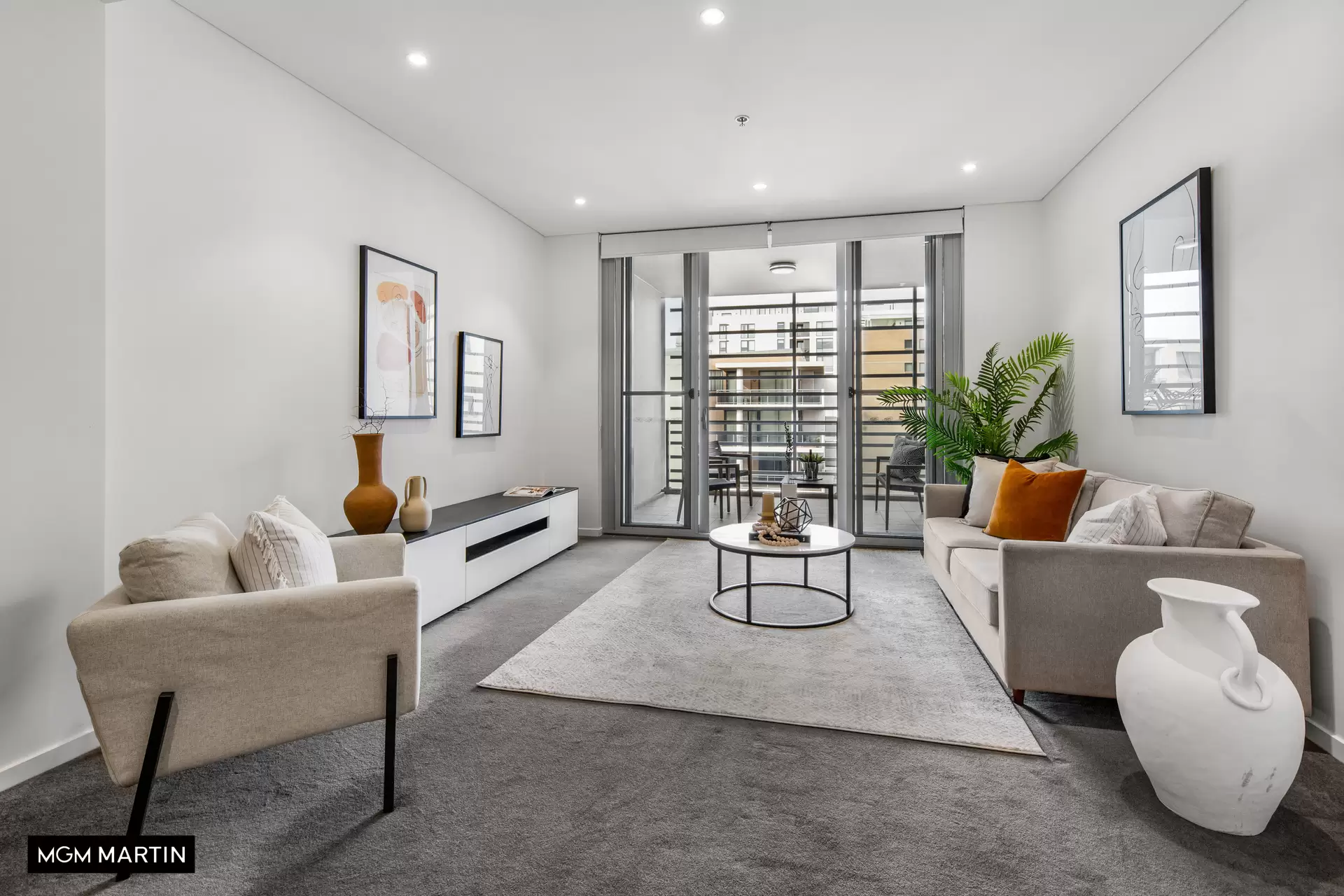 711B/8 Bourke Street, Mascot Sold by MGM Martin - image 1
