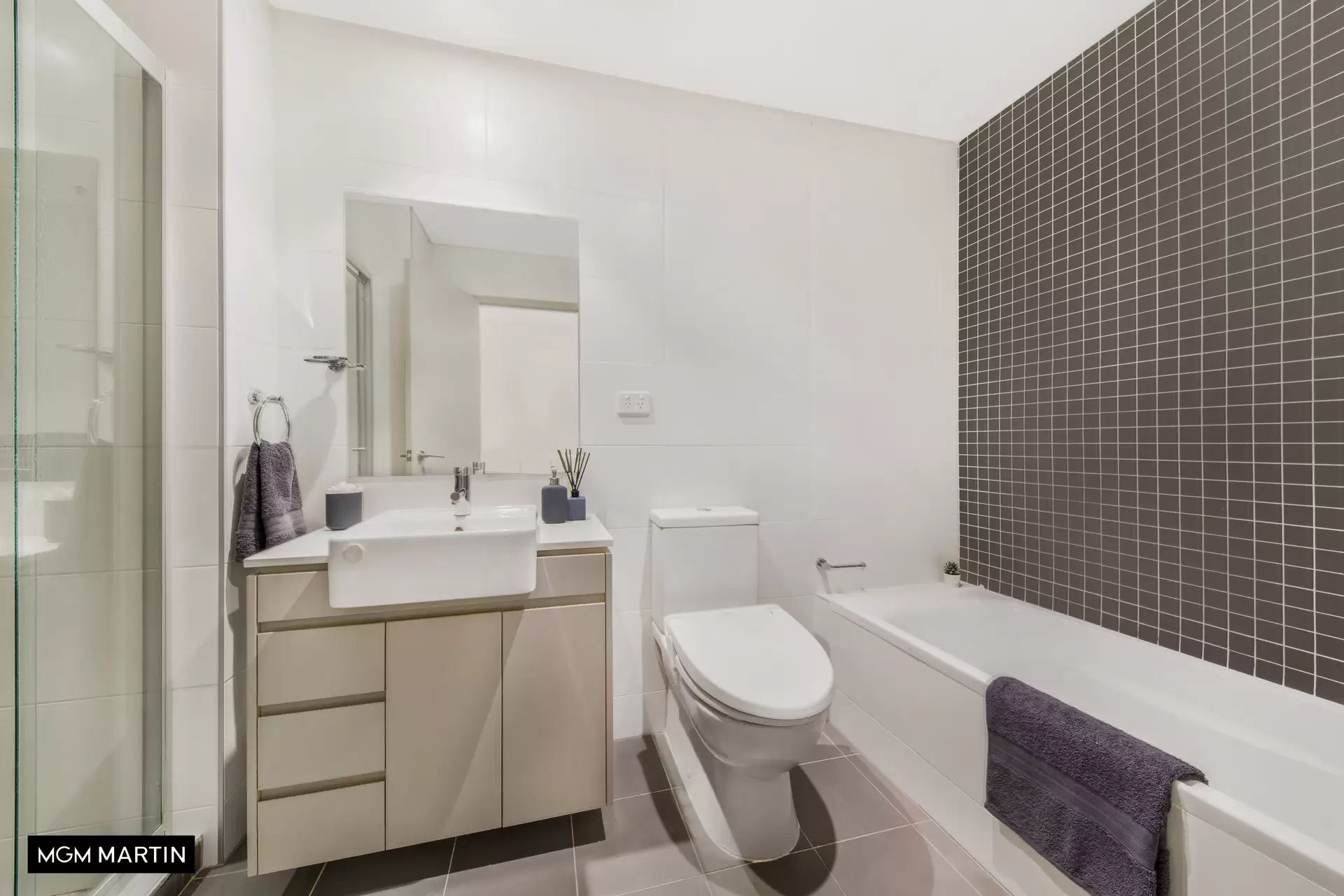 305B/8 Bourke Street, Mascot Sold by MGM Martin - image 1