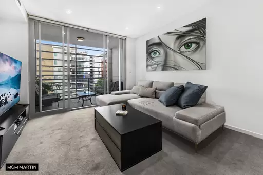 704B/8 Bourke Street, Mascot Sold by MGM Martin