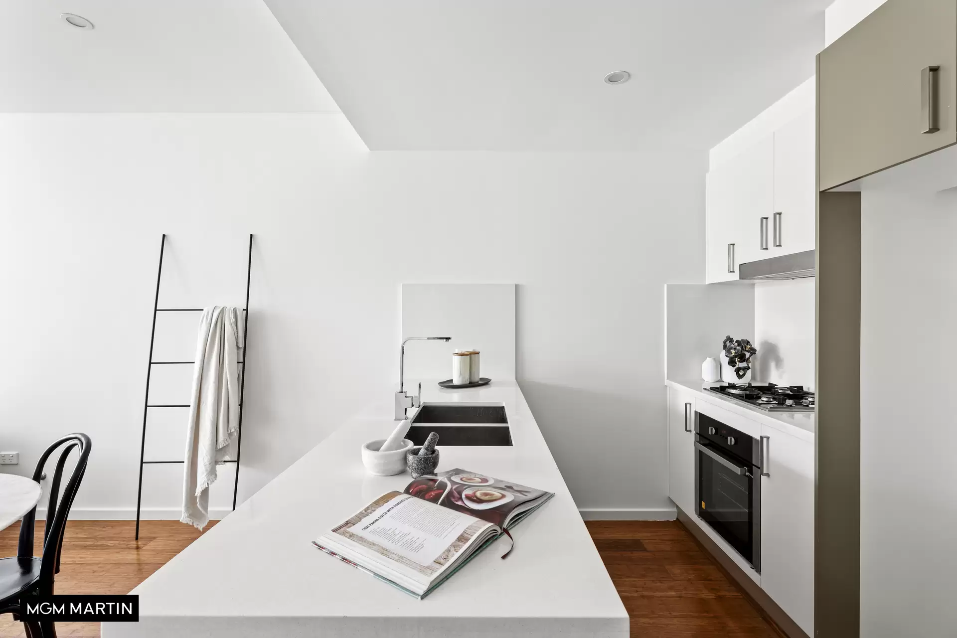 5/456 Gardeners Road, Alexandria Leased by MGM Martin - image 1