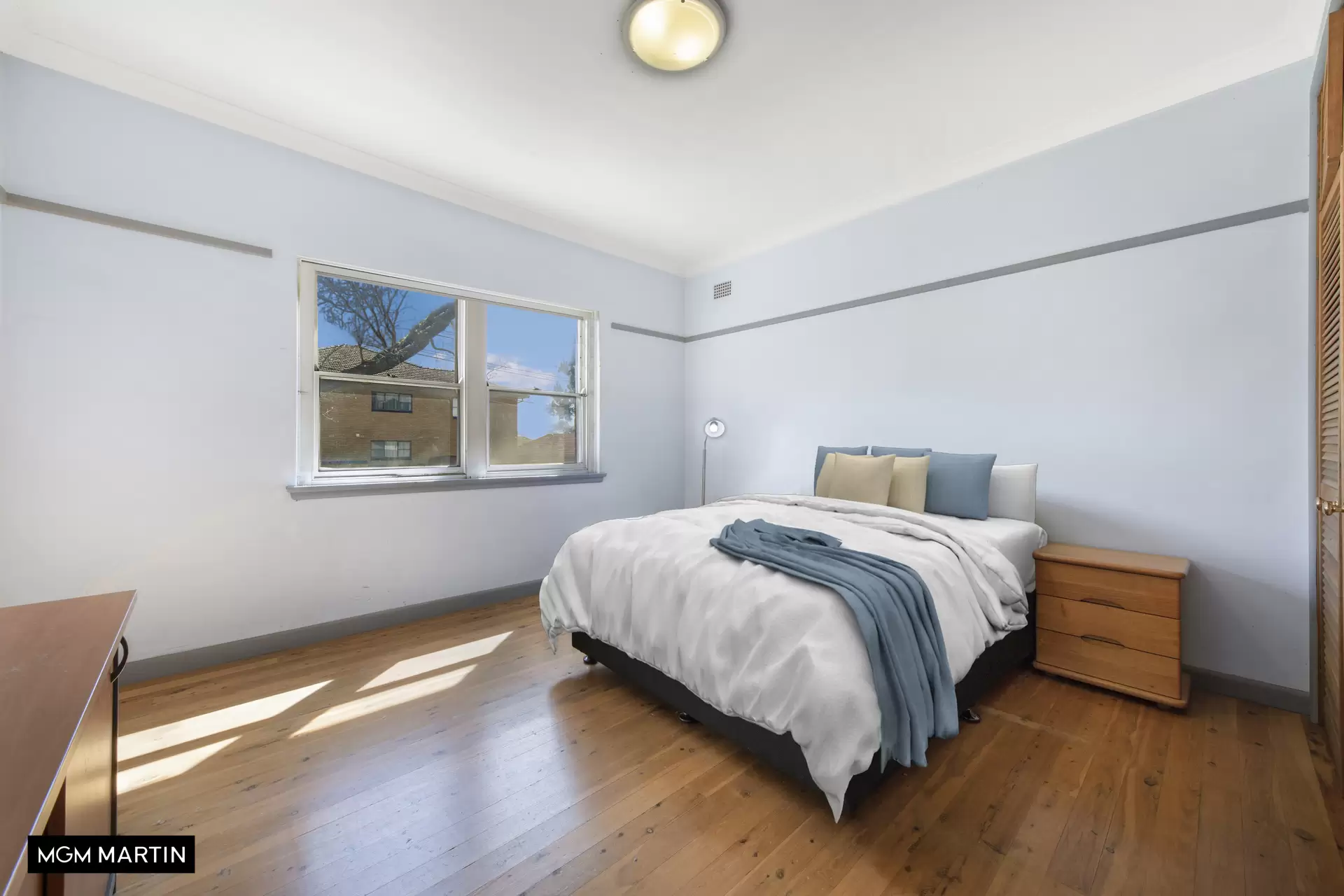 8 Thomas Street, Kingsgrove Sold by MGM Martin - image 1