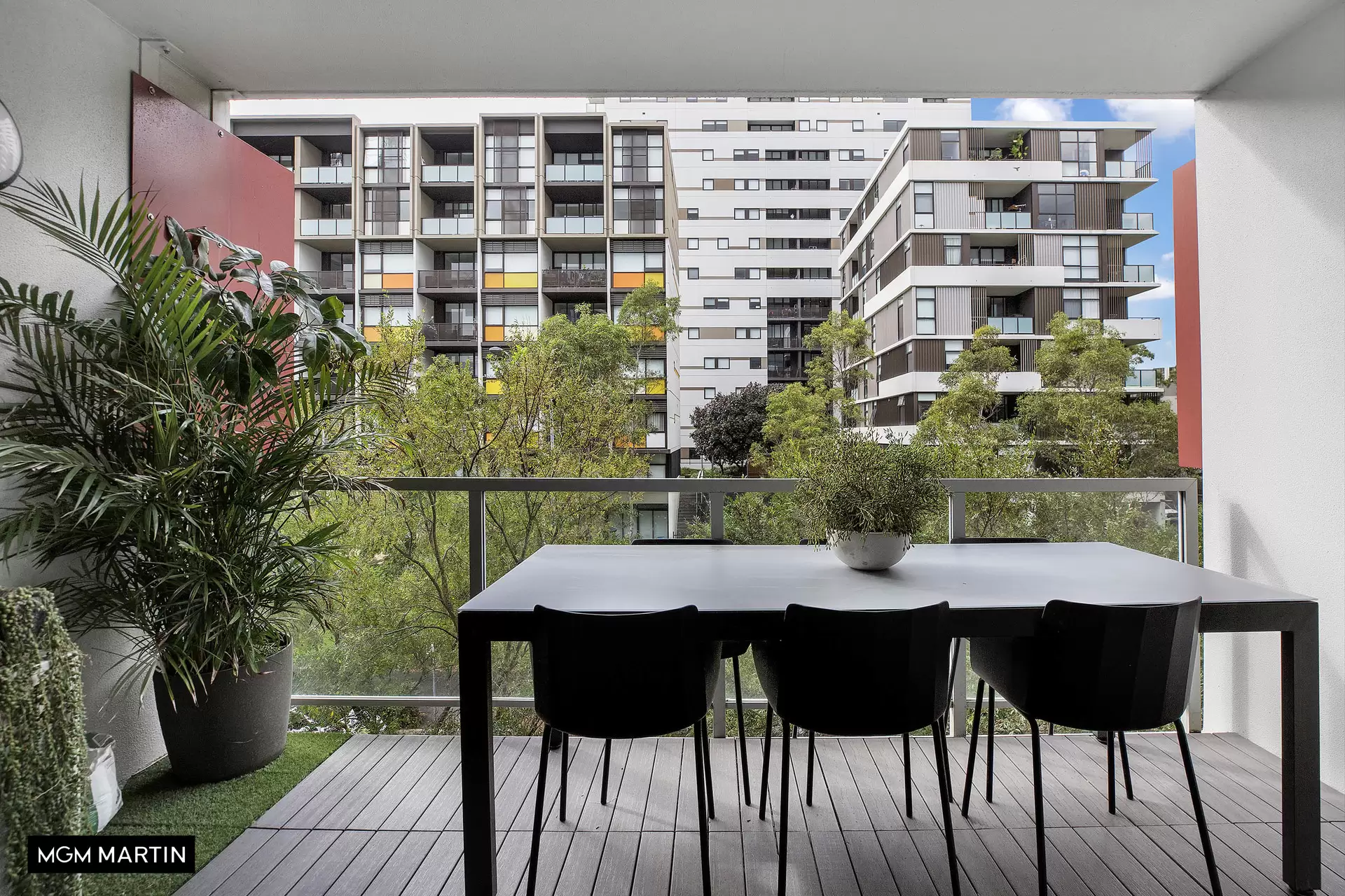 11/7 Victoria Park Parade, Zetland Leased by MGM Martin - image 1