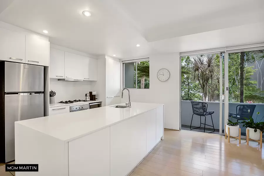 39/4 Grandstand Parade, Zetland For Sale by MGM Martin - image 1