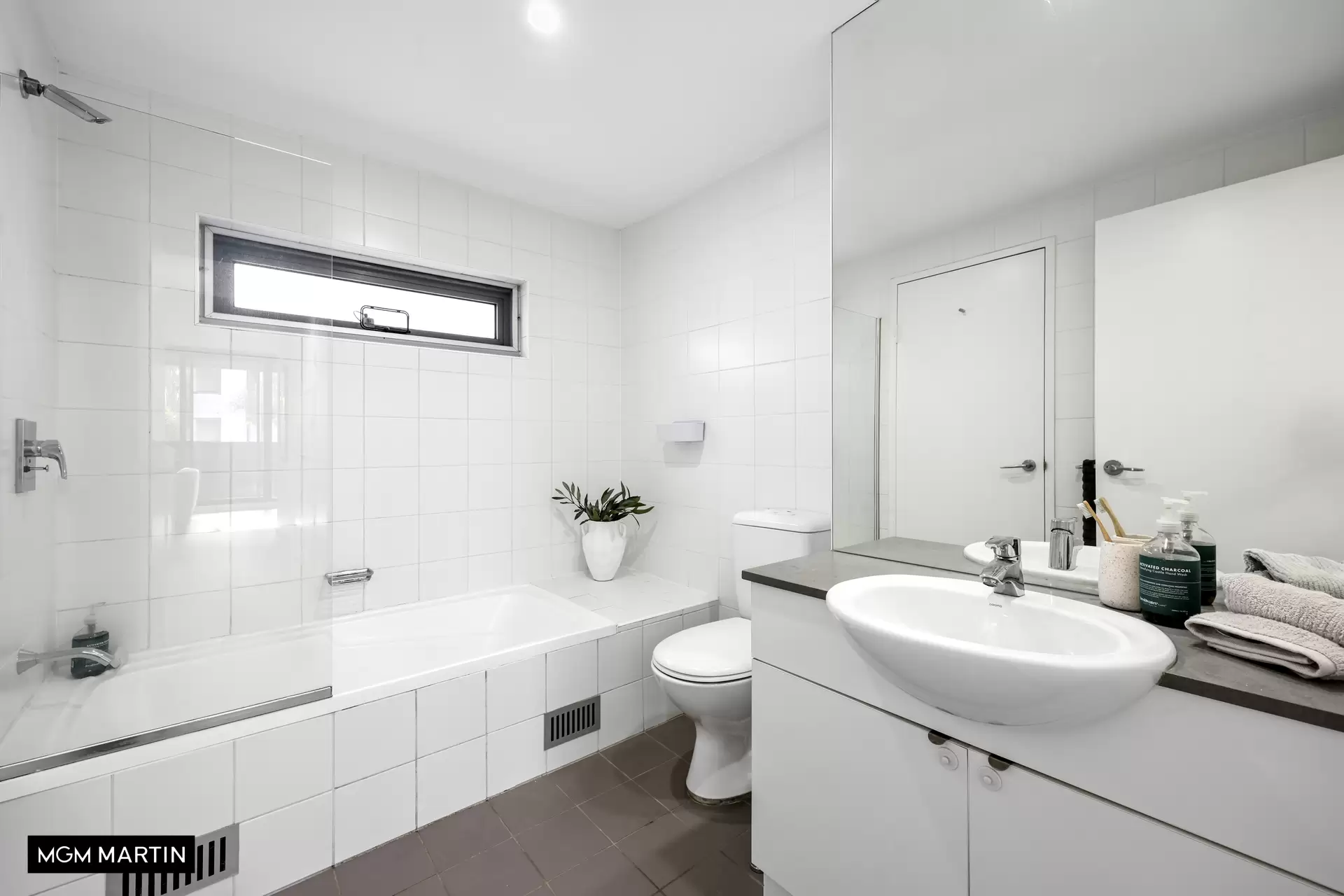 14/6B Grandstand Parade, Zetland For Sale by MGM Martin - image 1