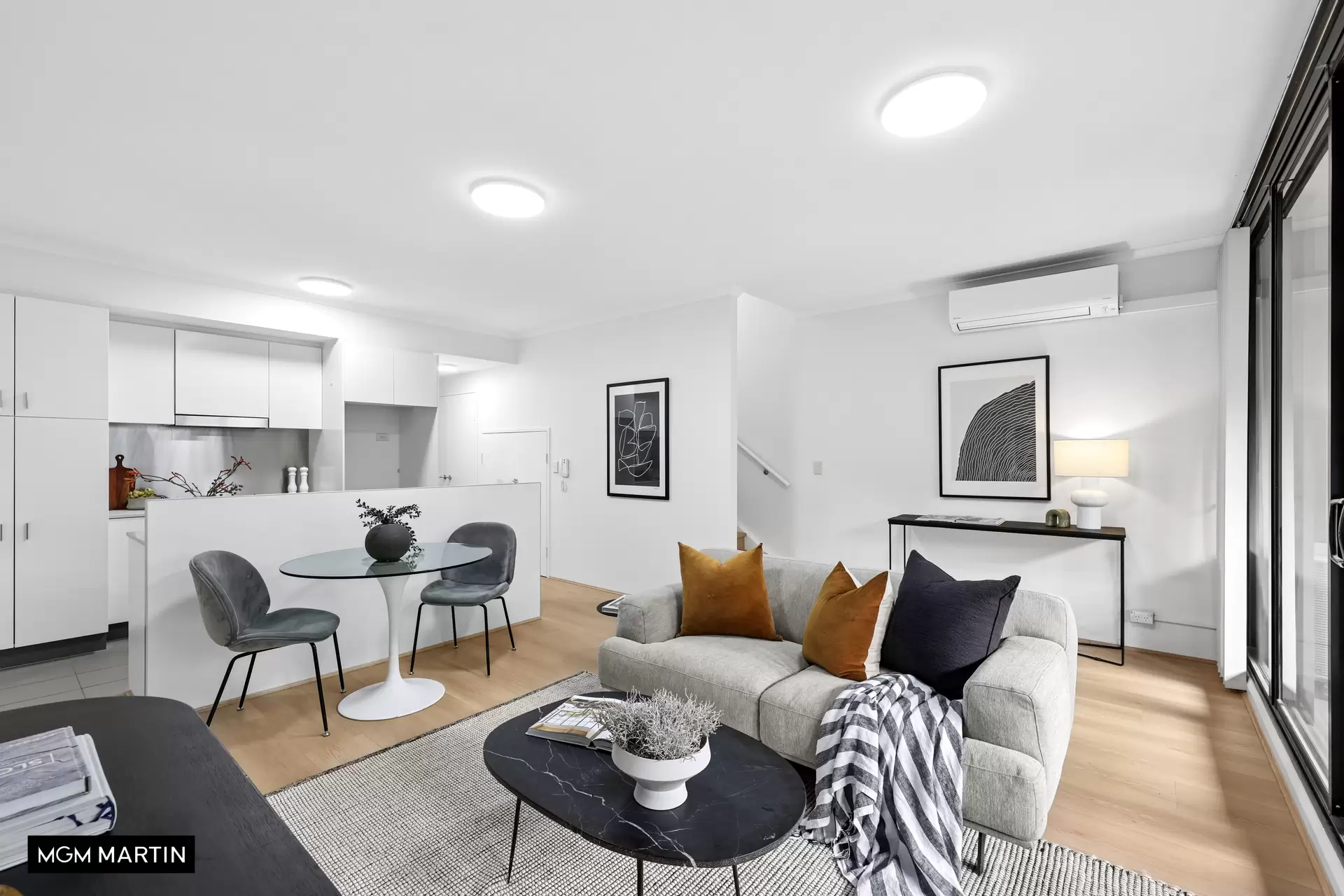14/6B Grandstand Parade, Zetland For Sale by MGM Martin - image 1