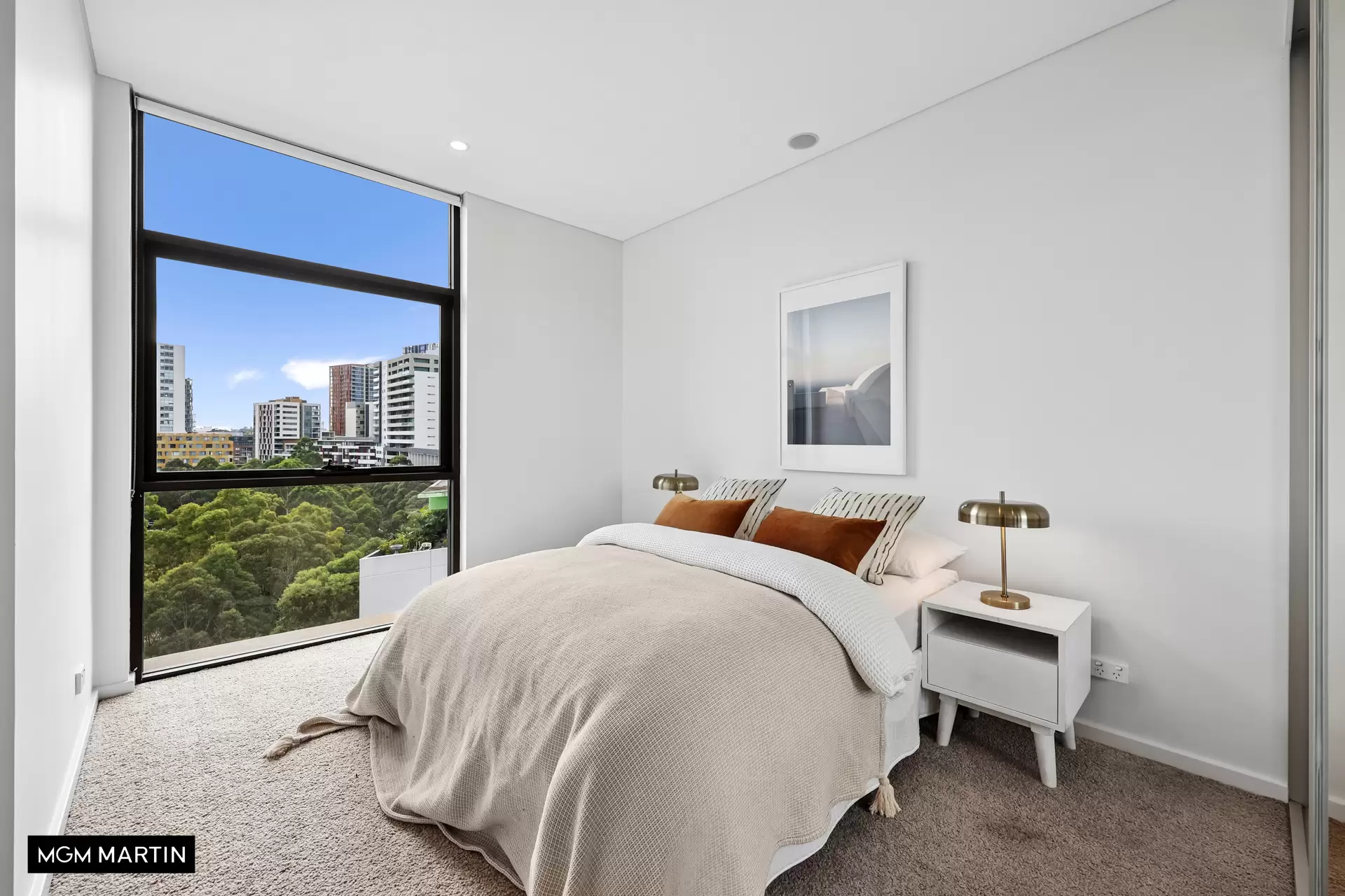 1011/1 Hutchinson Walk, Zetland For Sale by MGM Martin - image 1