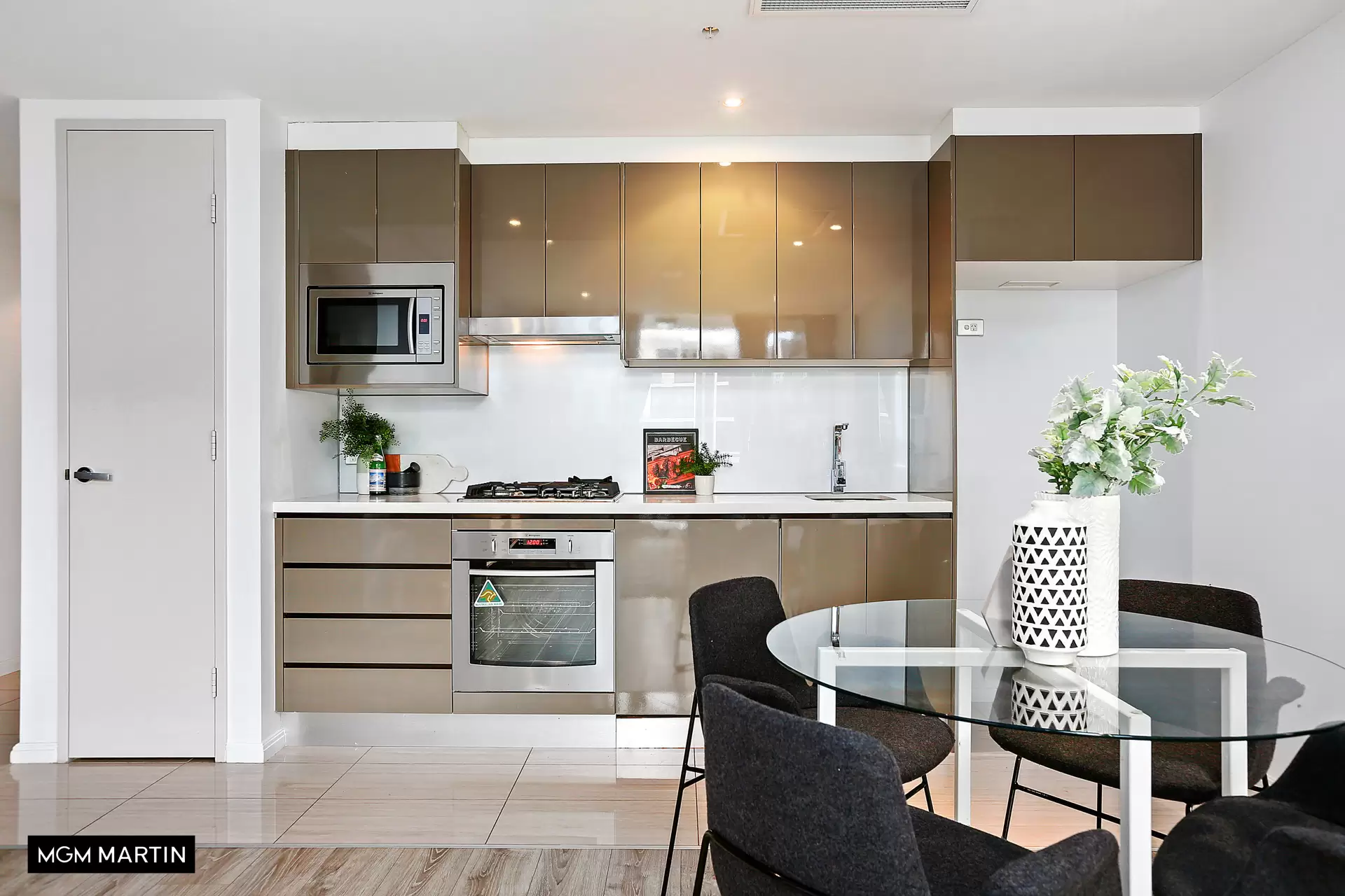 613/20 Gadigal Avenue, Zetland Leased by MGM Martin - image 1