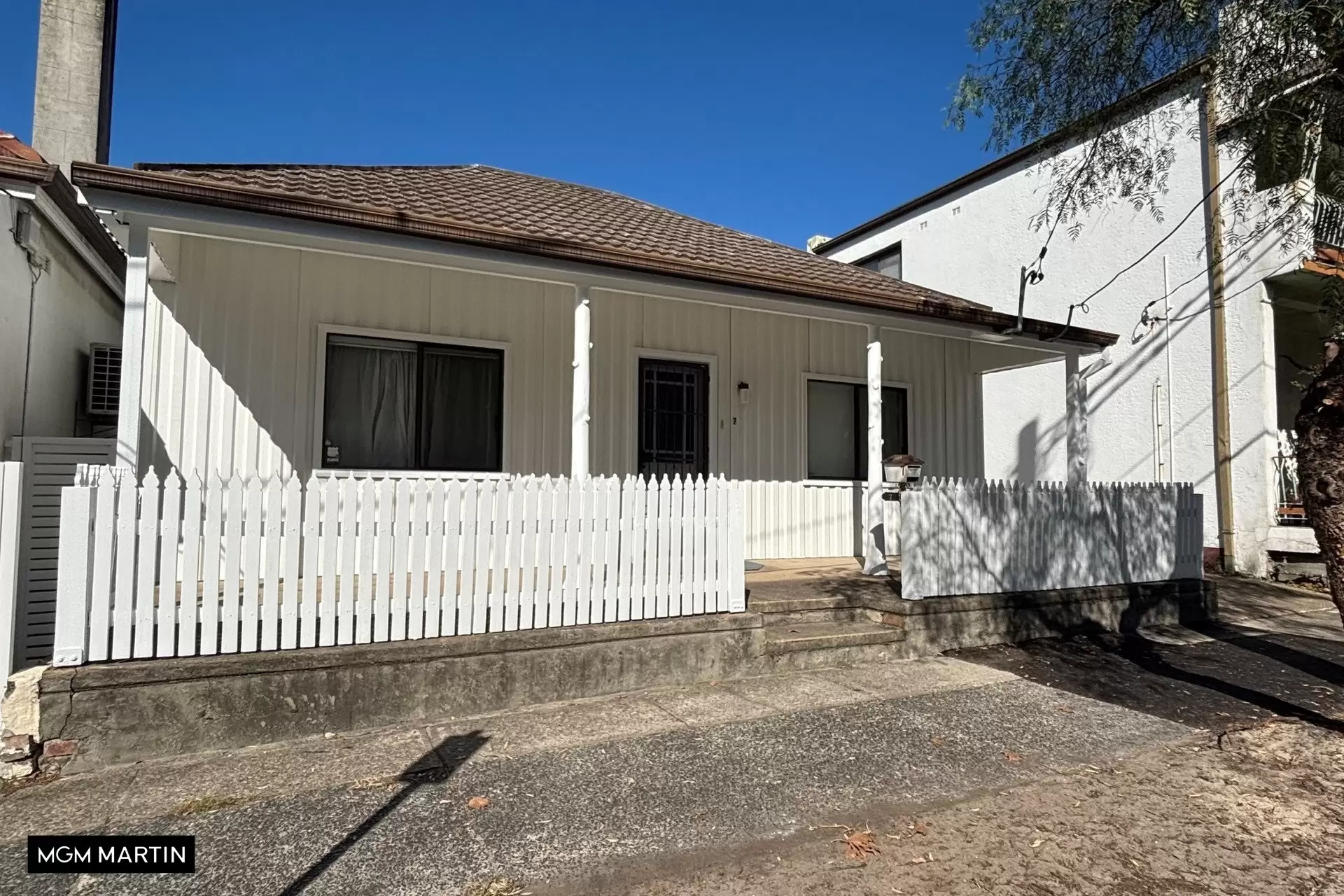 7 Daphne Street, Botany For Lease by MGM Martin - image 1