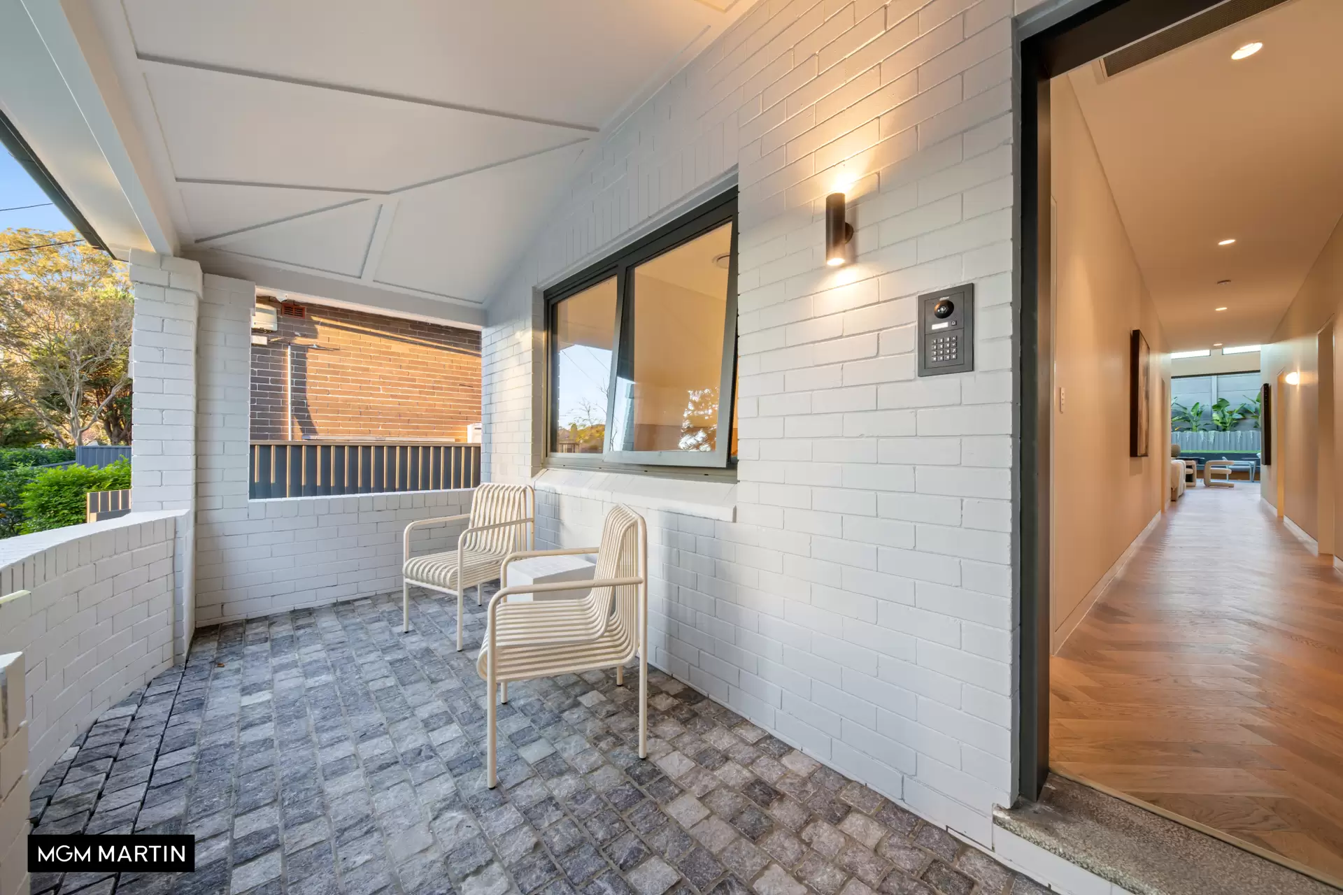 98 Vernon Avenue, Eastlakes Auction by MGM Martin - image 1