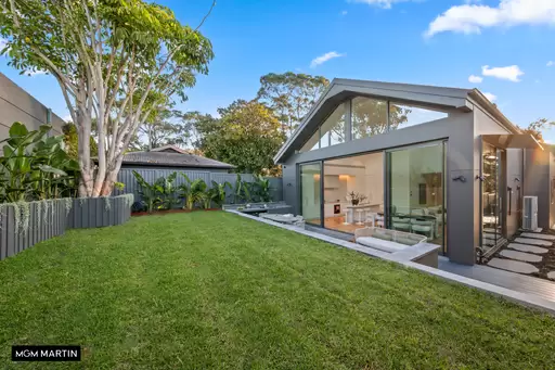 98 Vernon Avenue, Eastlakes Auction by MGM Martin
