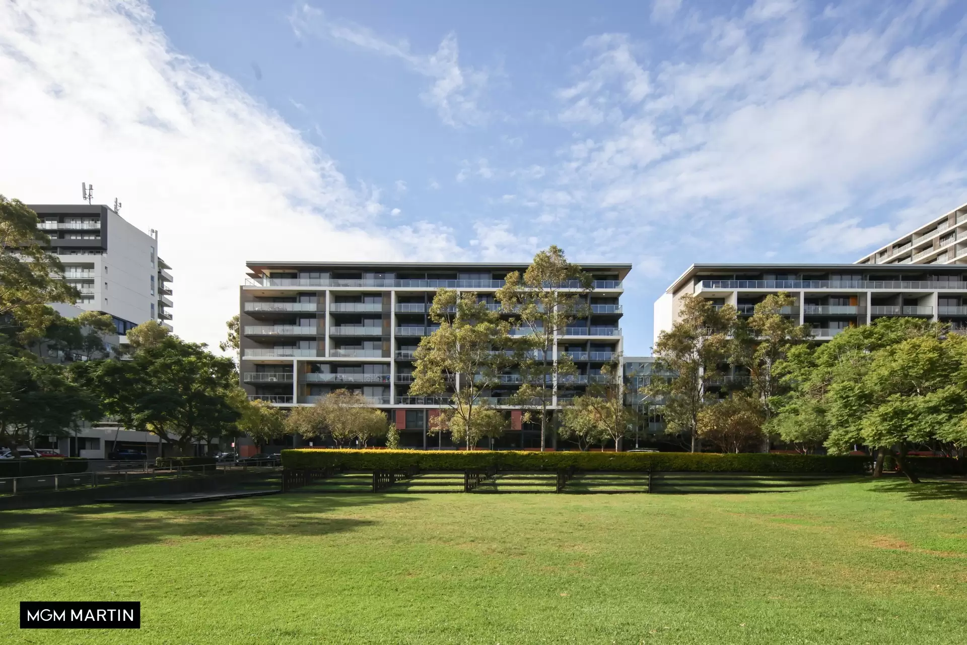 1005/5 O'Dea Avenue, Zetland For Sale by MGM Martin - image 1