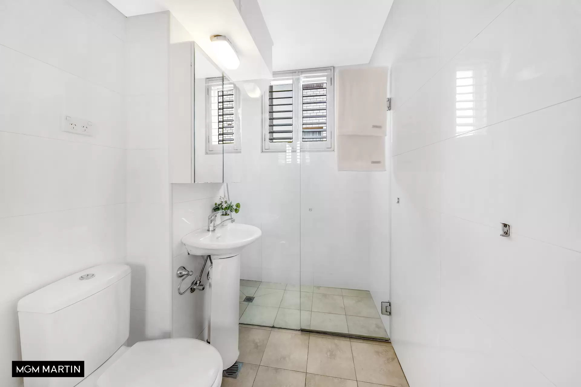 2/6 Evans Avenue, Eastlakes Sold by MGM Martin - image 1