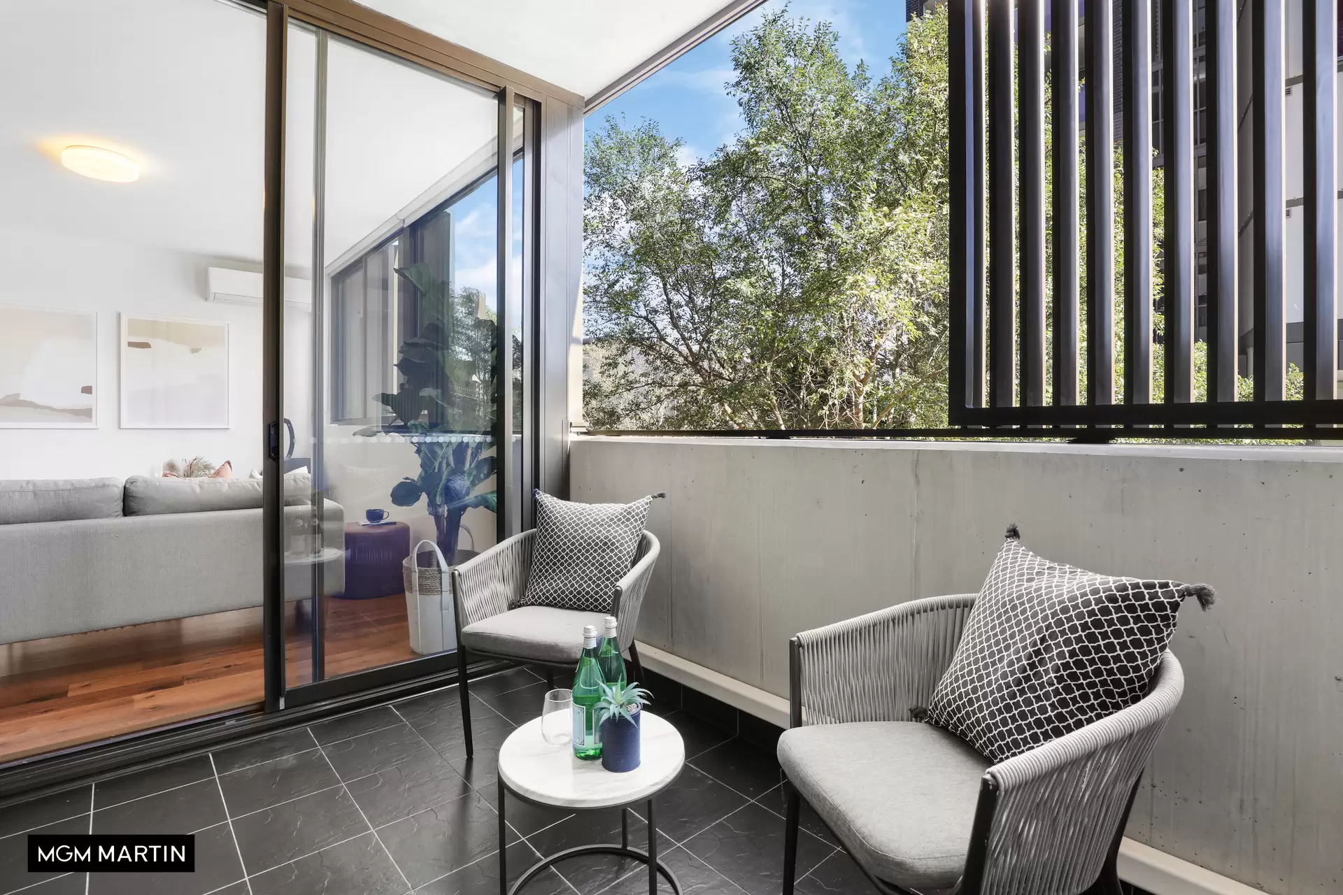 102/2 Victoria Park Parade, Zetland Sold by MGM Martin - image 1