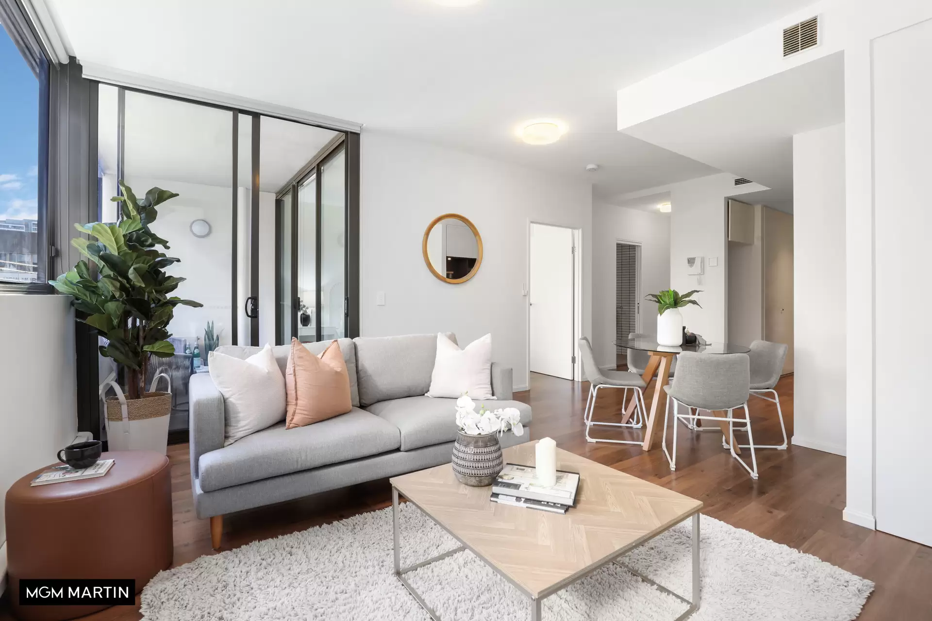 102/2 Victoria Park Parade, Zetland Sold by MGM Martin - image 1