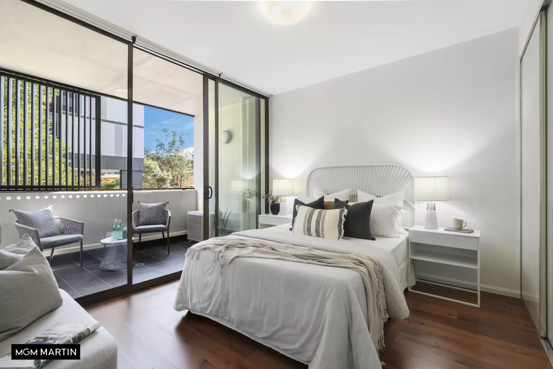 102/2 Victoria Park Parade, Zetland Sold by MGM Martin - image 1