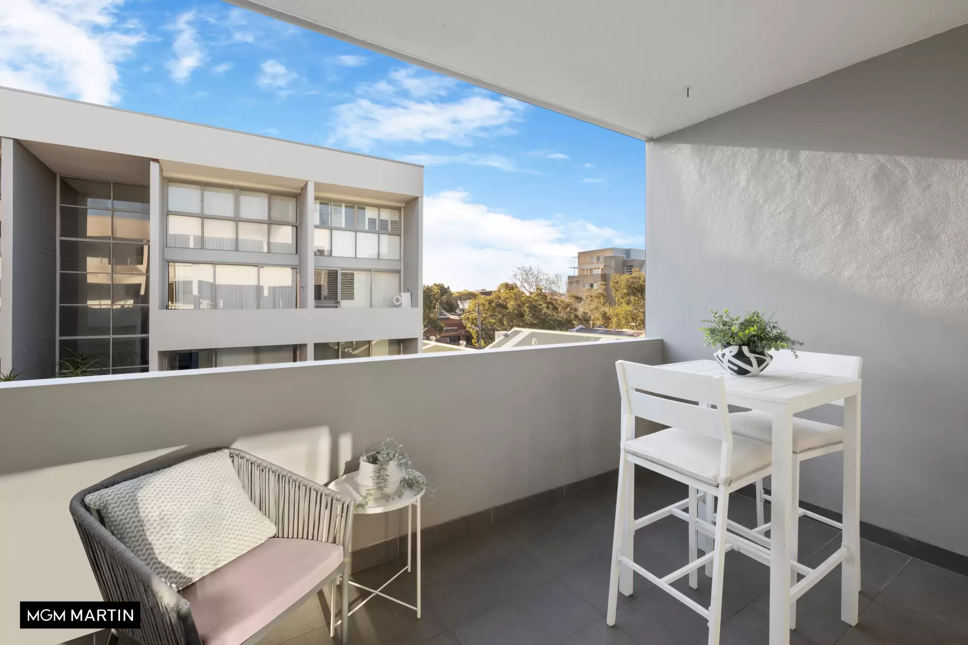 11/654 Botany Road, Alexandria Sold by MGM Martin - image 1