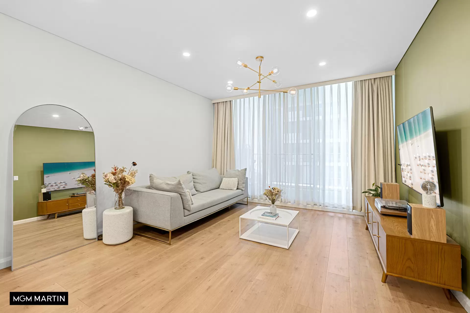 634/7 Defries Avenue, Zetland Sold by MGM Martin - image 1