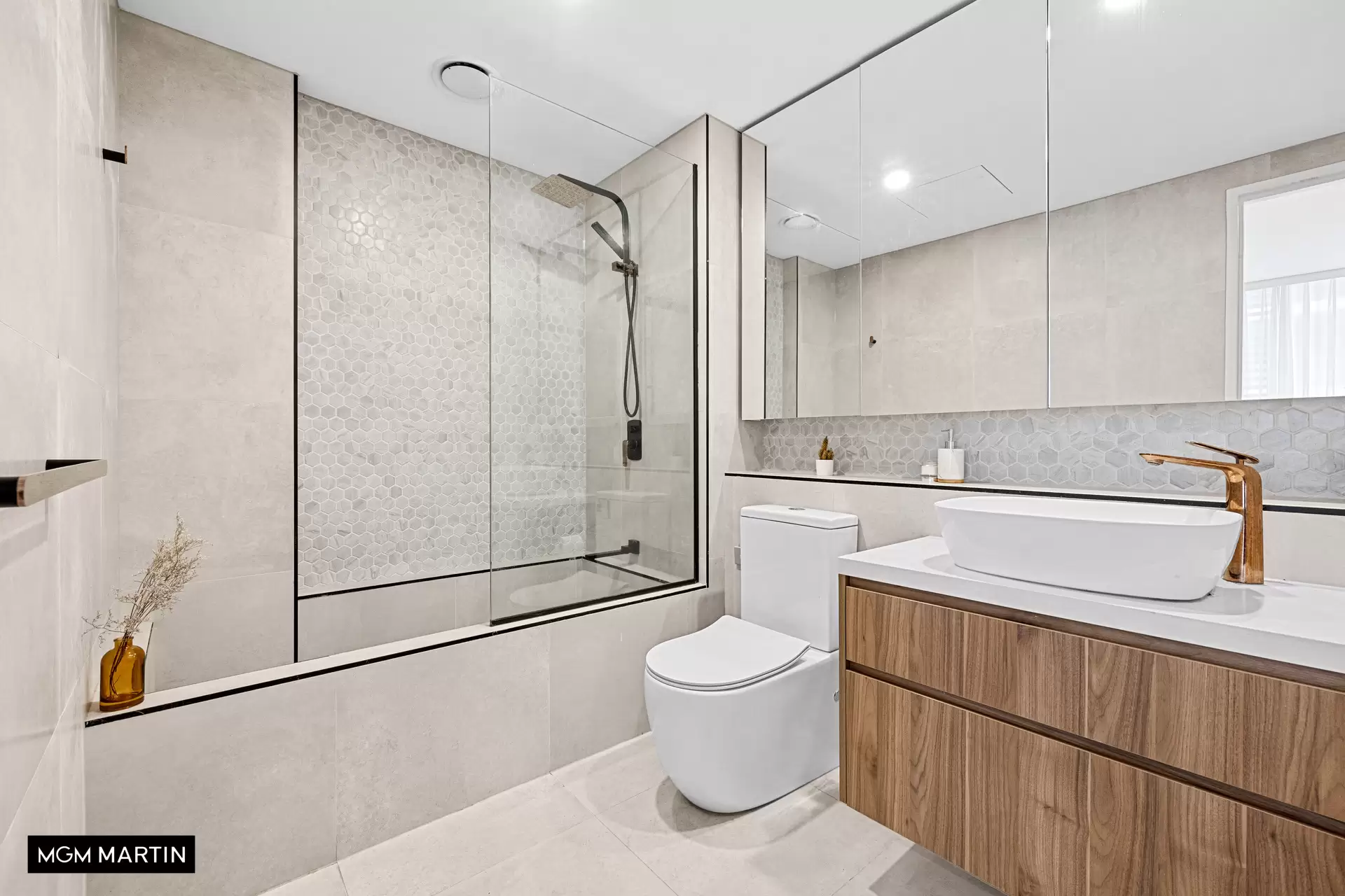 634/7 Defries Avenue, Zetland Sold by MGM Martin - image 1