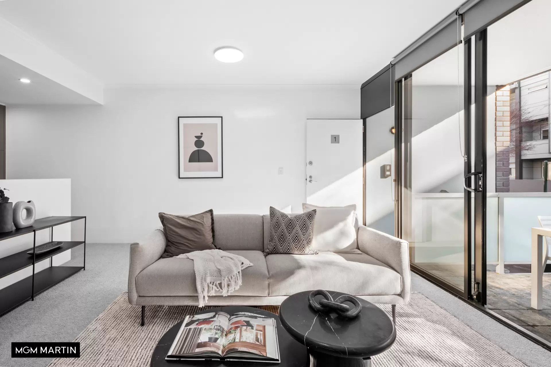 1/6b  Grandstand Parade, Zetland Sold by MGM Martin - image 1