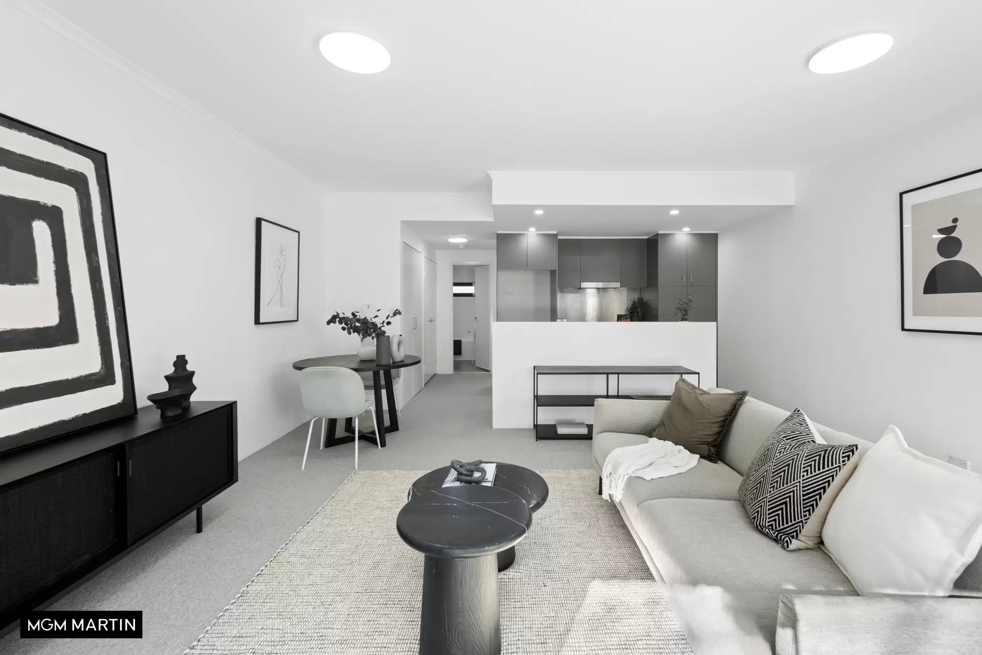 1/6b  Grandstand Parade, Zetland Sold by MGM Martin - image 1