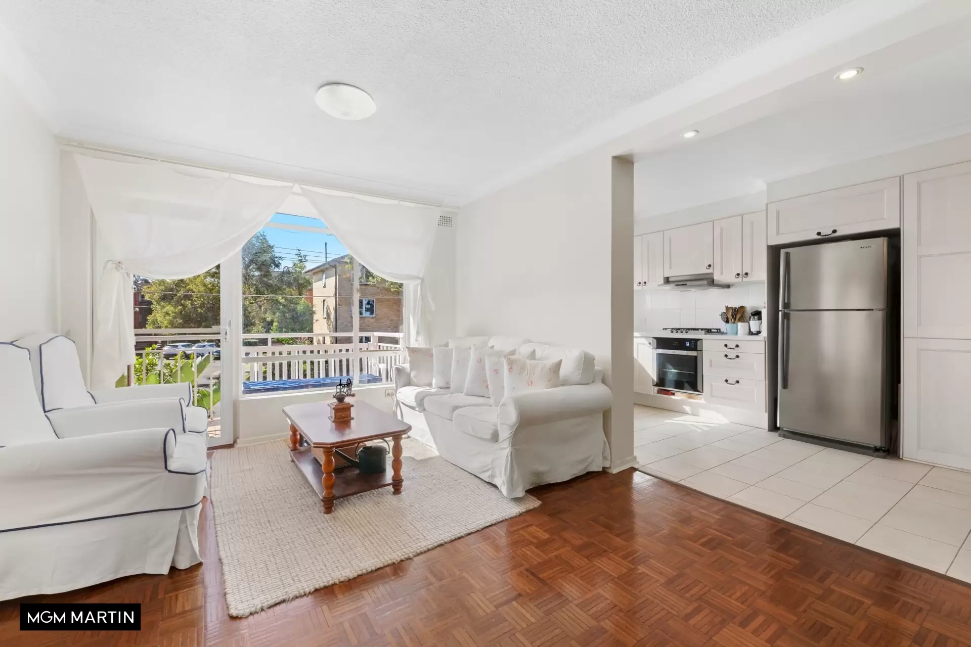 8/6 Barber Avenue, Eastlakes Sold by MGM Martin - image 1