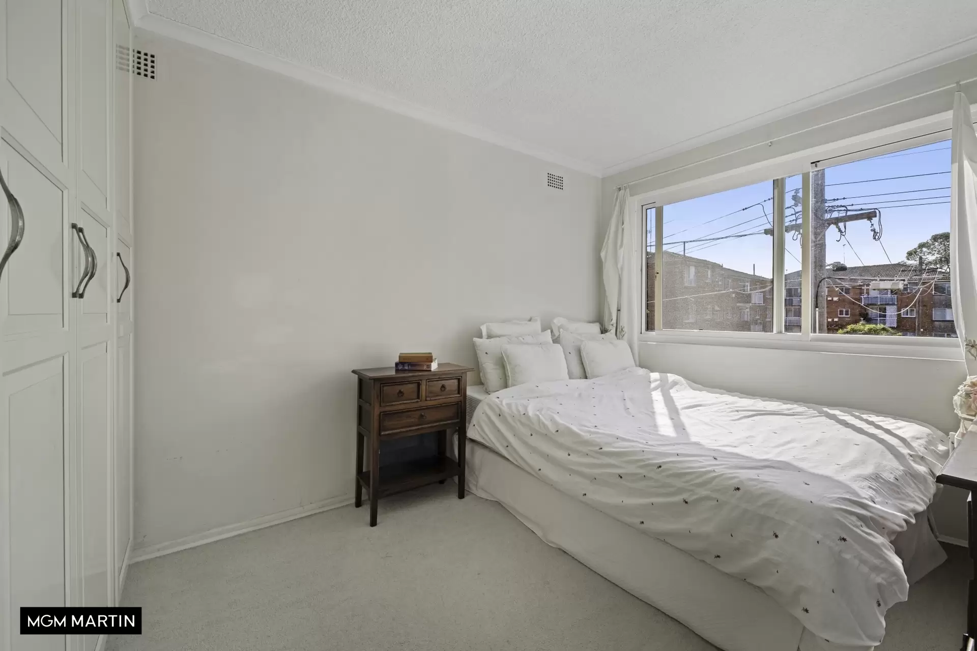 8/6 Barber Avenue, Eastlakes Sold by MGM Martin - image 1